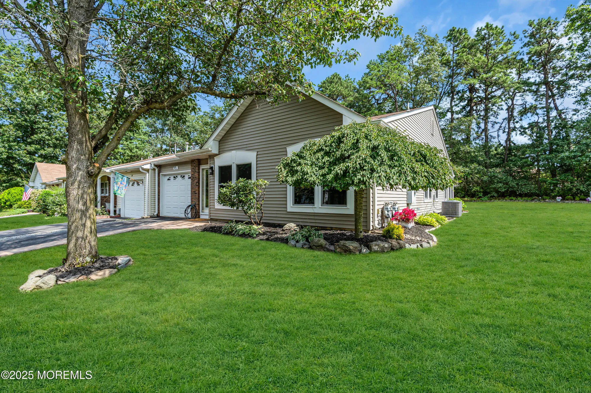 Property Slideshow image 40 of 64 | 95 chaucer ct, Lakewood, NJ, 08701