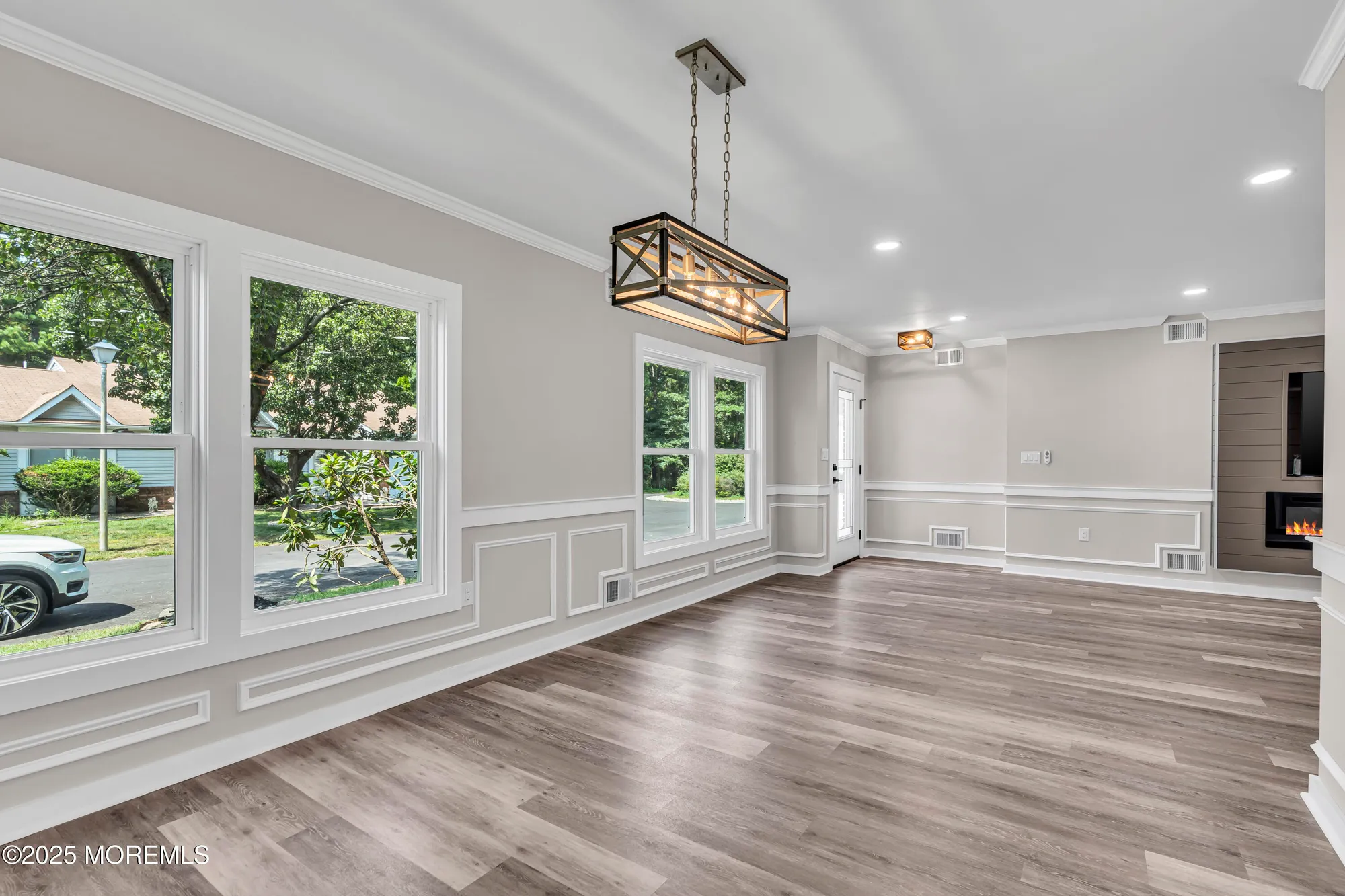 Property Slideshow image 10 of 64 | 95 chaucer ct, Lakewood, NJ, 08701