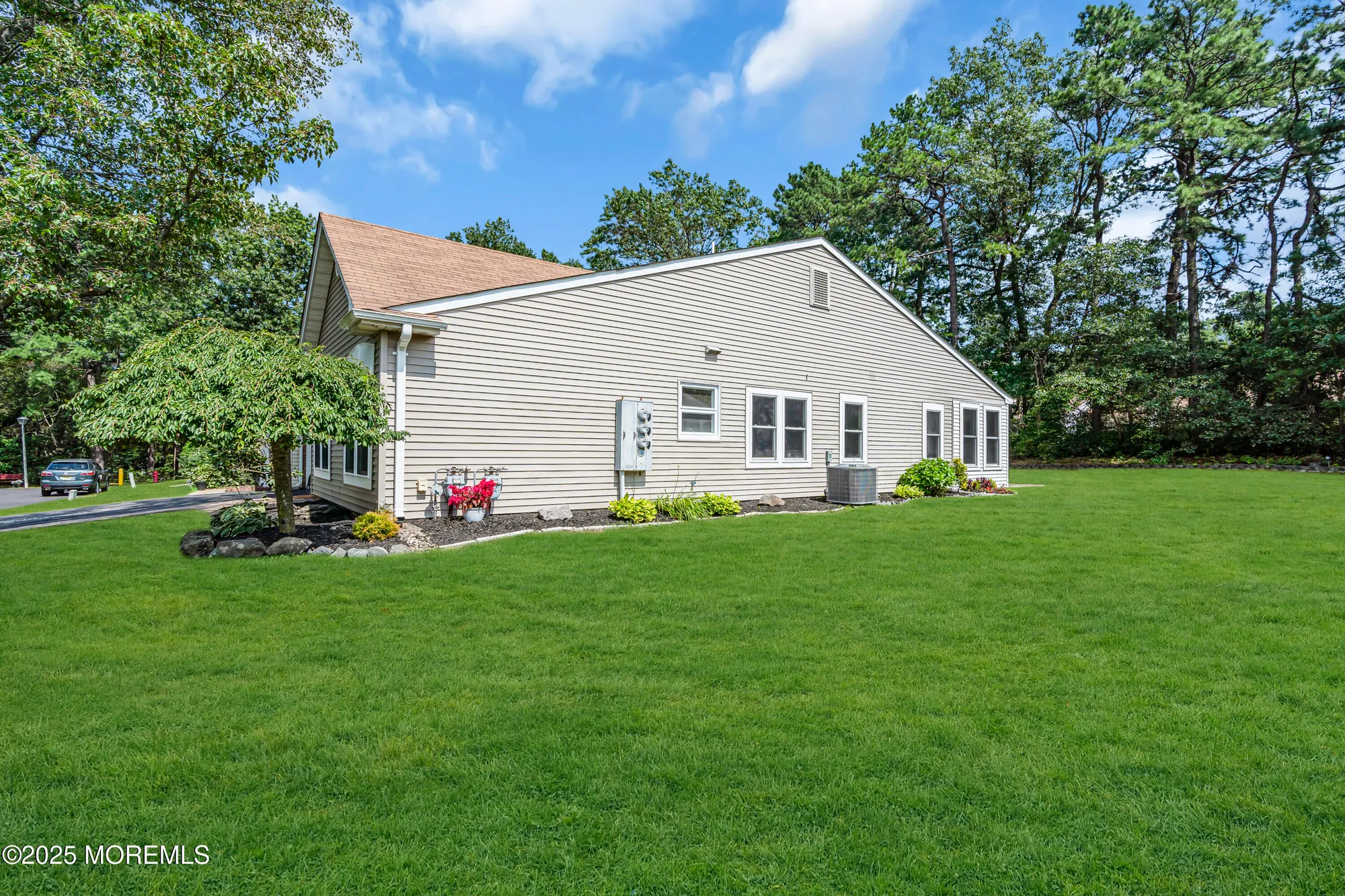 Property Slideshow image 43 of 64 | 95 chaucer ct, Lakewood, NJ, 08701