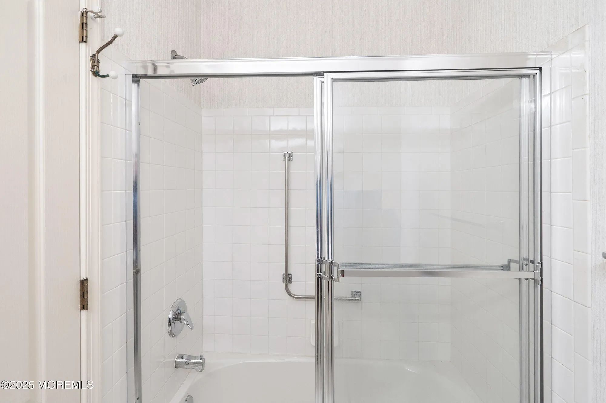 Property Slideshow image 20 of 41 | 15 evergreen springs dr, Lakewood, NJ, 08701