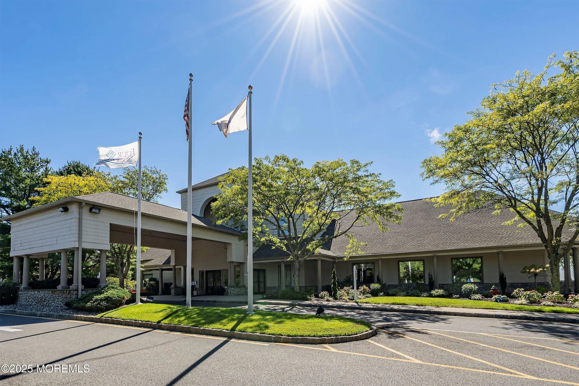 Property Slideshow image 27 of 41 | 15 evergreen springs dr, Lakewood, NJ, 08701