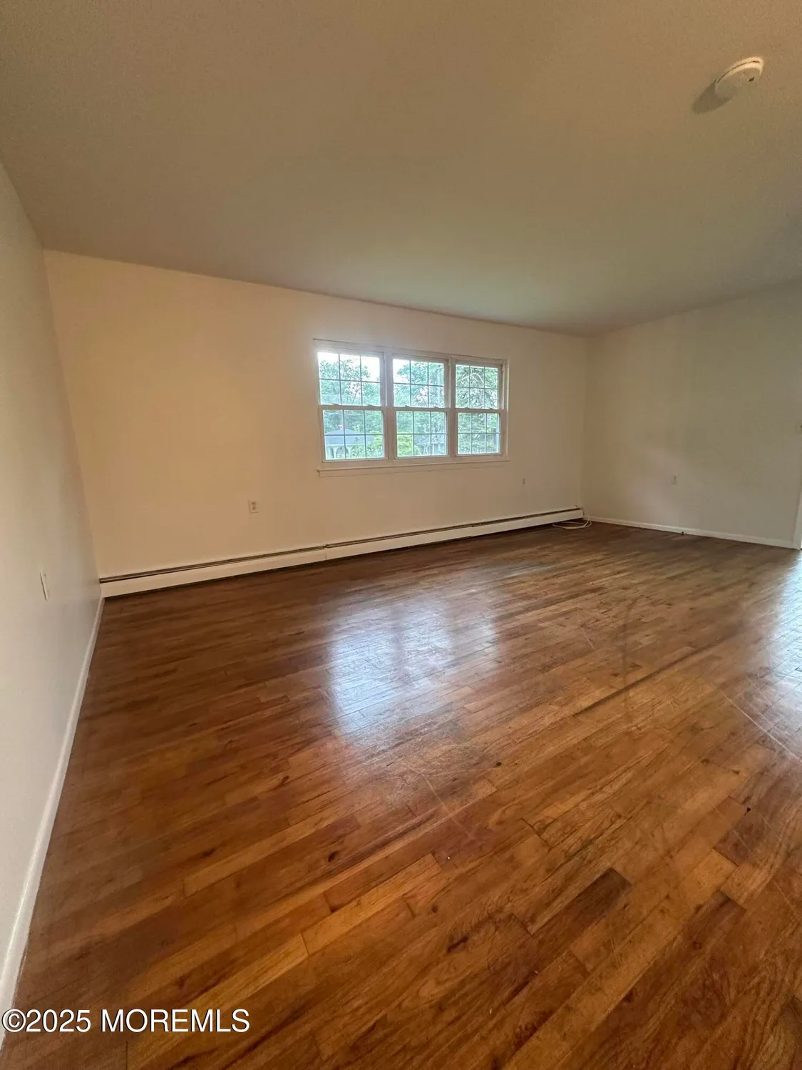 Property Slideshow image 7 of 17 | 10 caribbean ct, Toms River, NJ, 08753