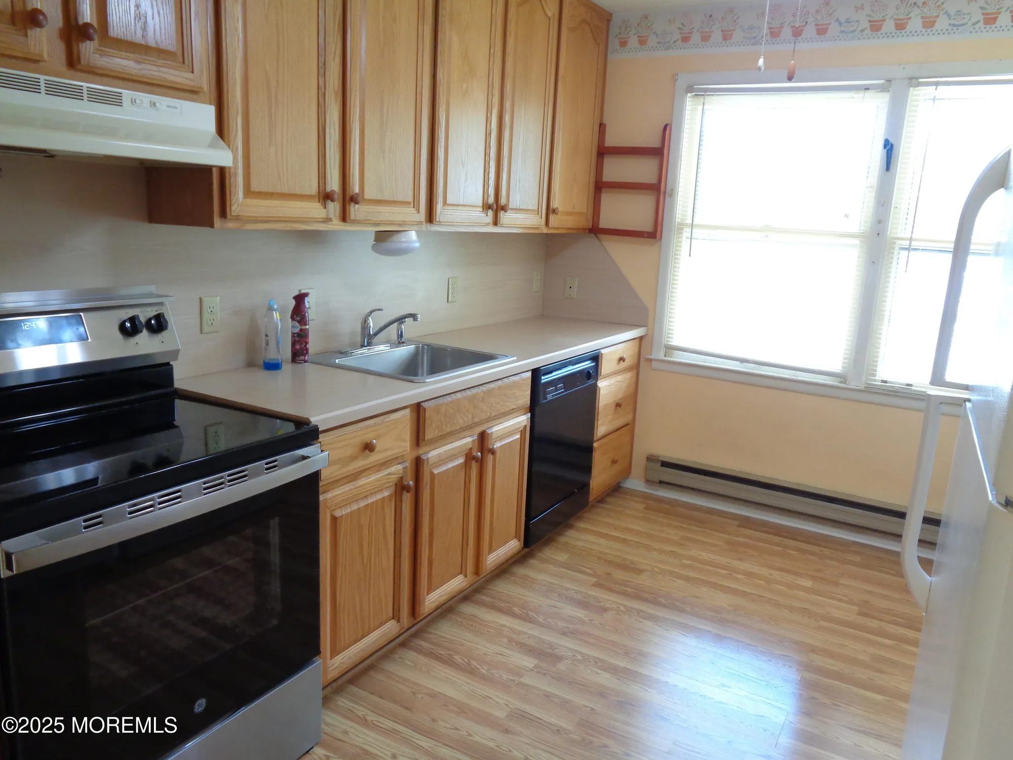Property Slideshow image 3 of 13 | 6 n chestnut ave, Whiting, NJ, 08759