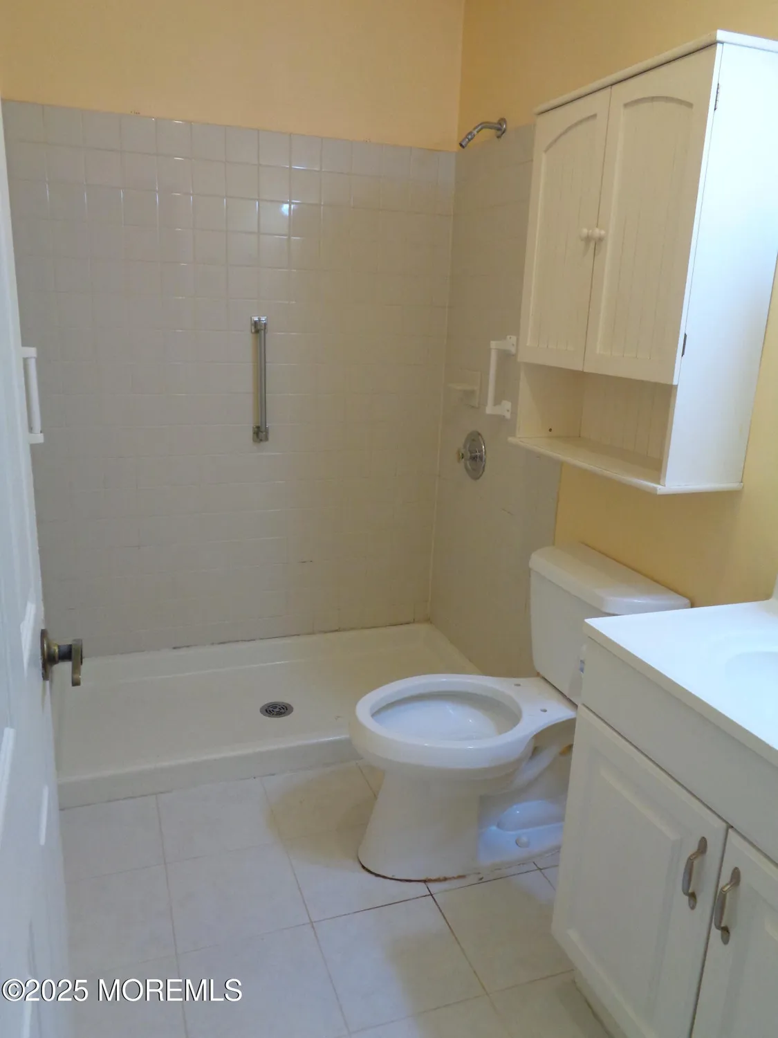 Property Slideshow image 10 of 13 | 6 n chestnut ave, Whiting, NJ, 08759