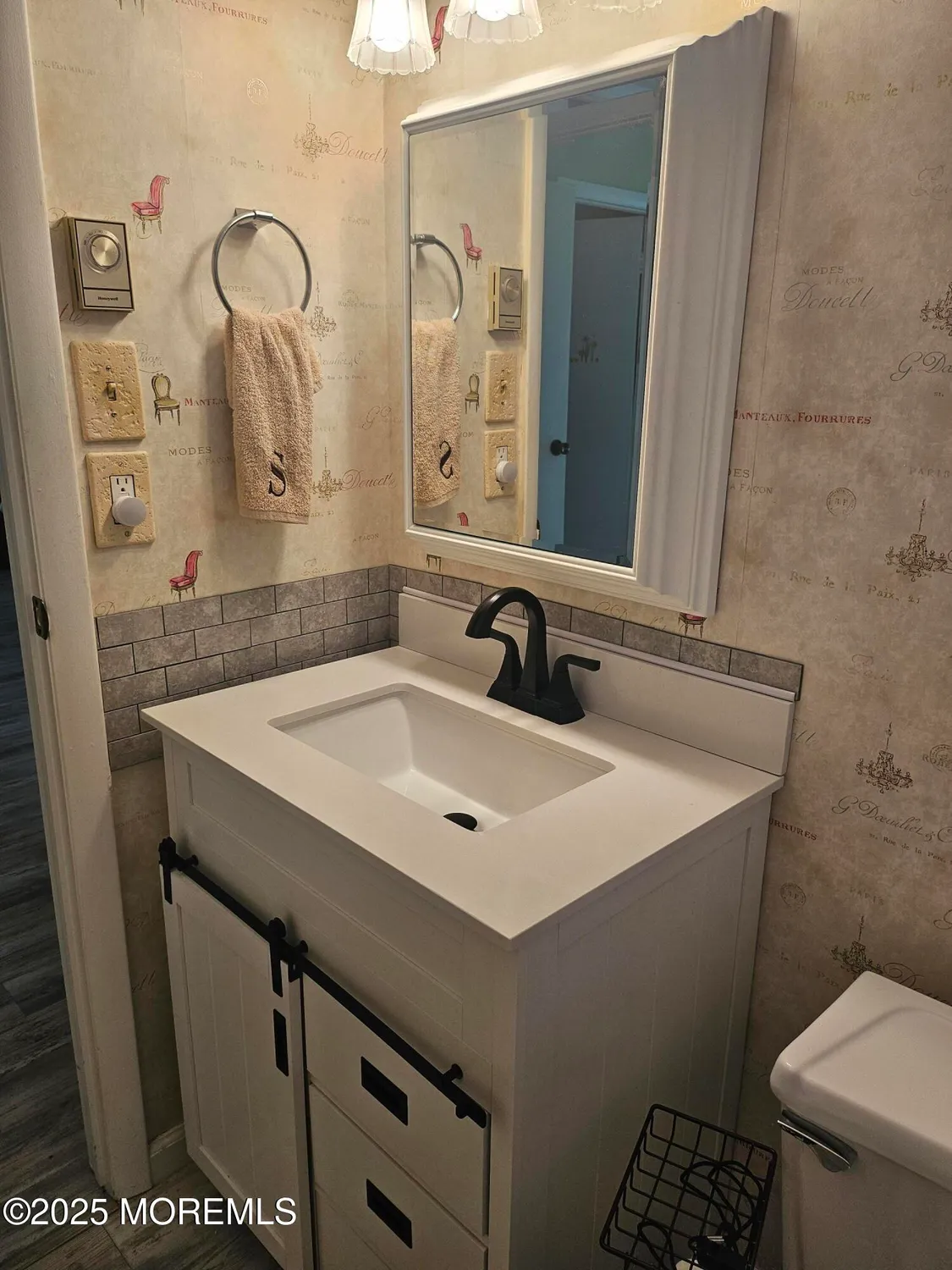 Property Slideshow image 26 of 33 | 490b new castle ct, Manchester, NJ, 08759