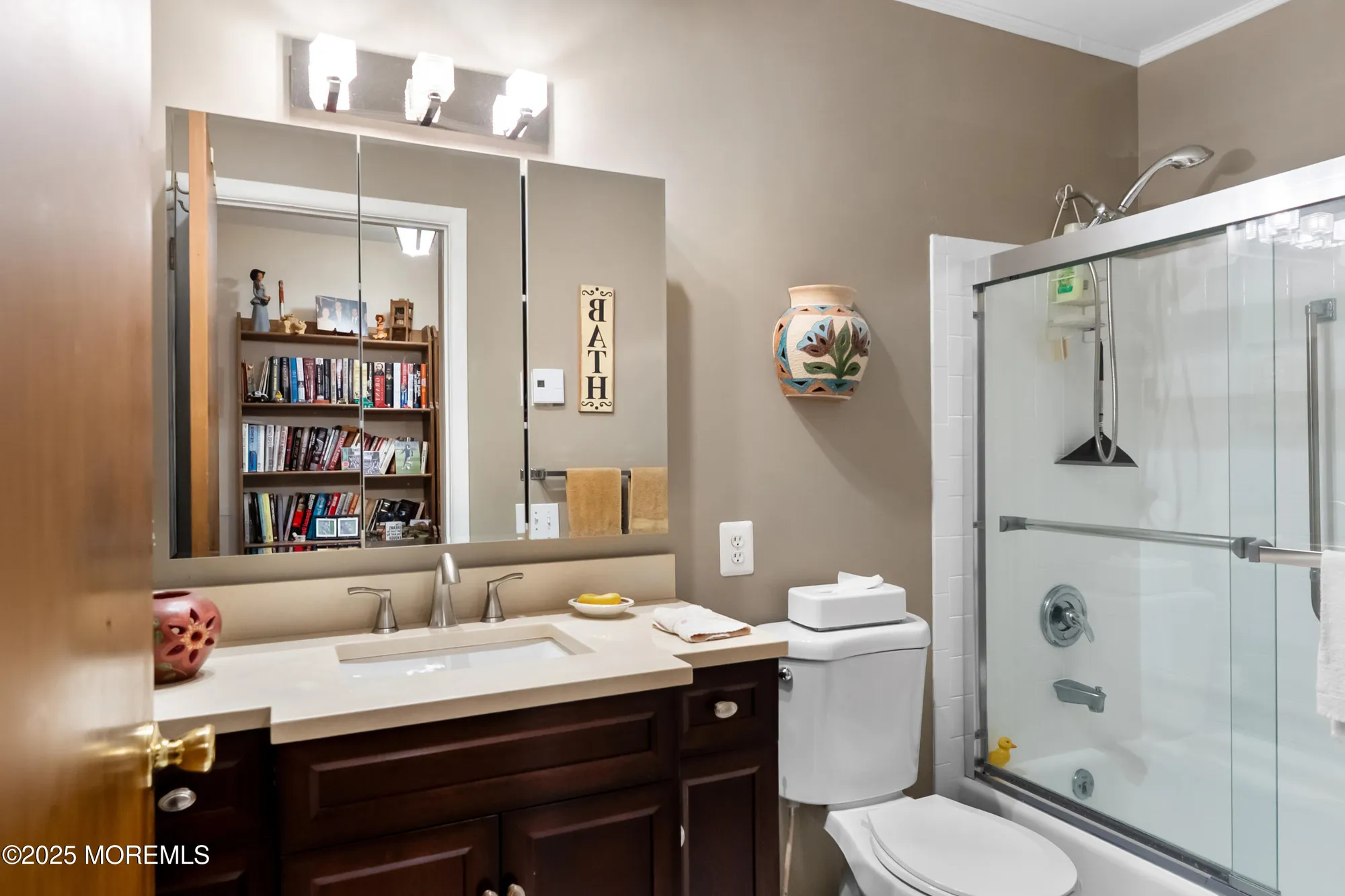 Property Slideshow image 18 of 27 | 26a franklin ln, Whiting, NJ, 08759