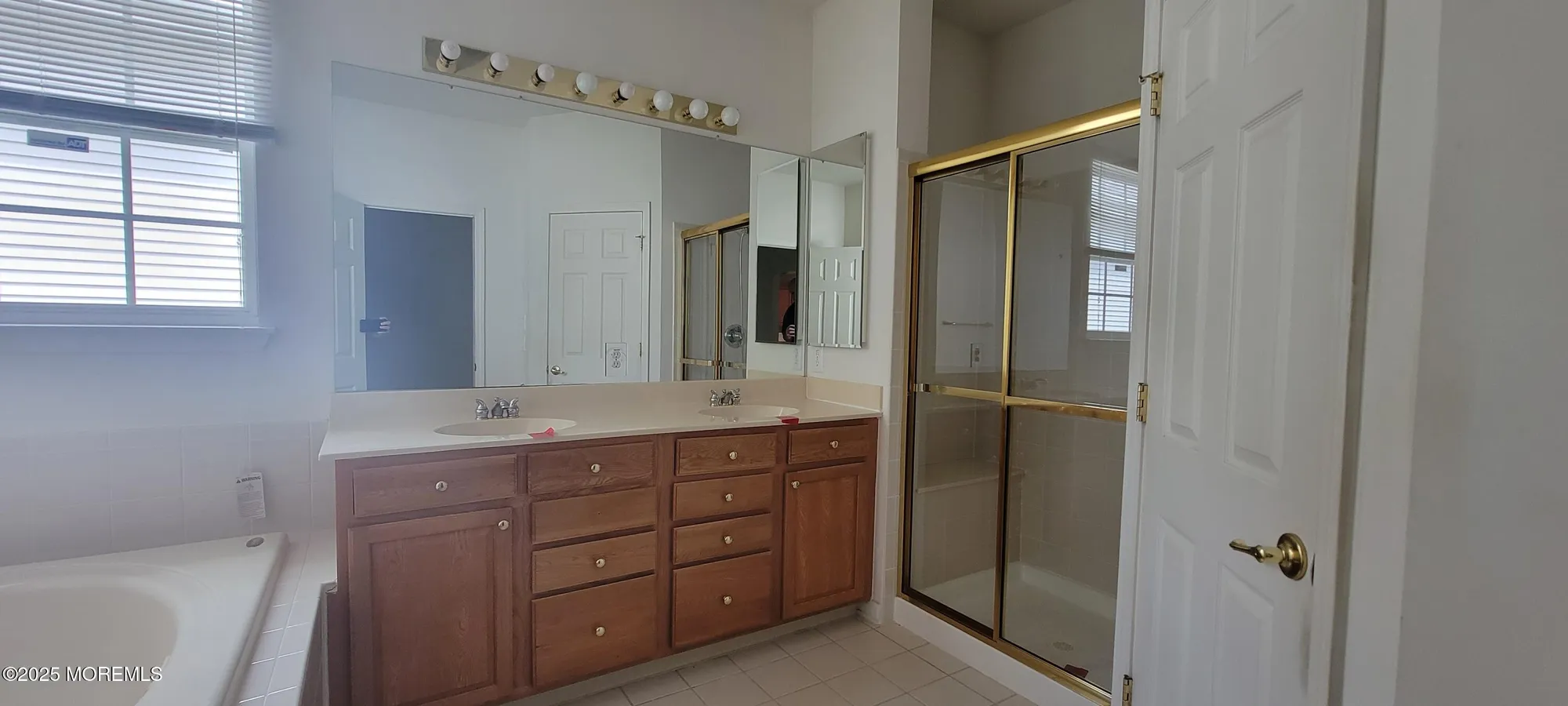 Property Slideshow image 12 of 17 | 58 marlow dr, Jackson, NJ, 08527