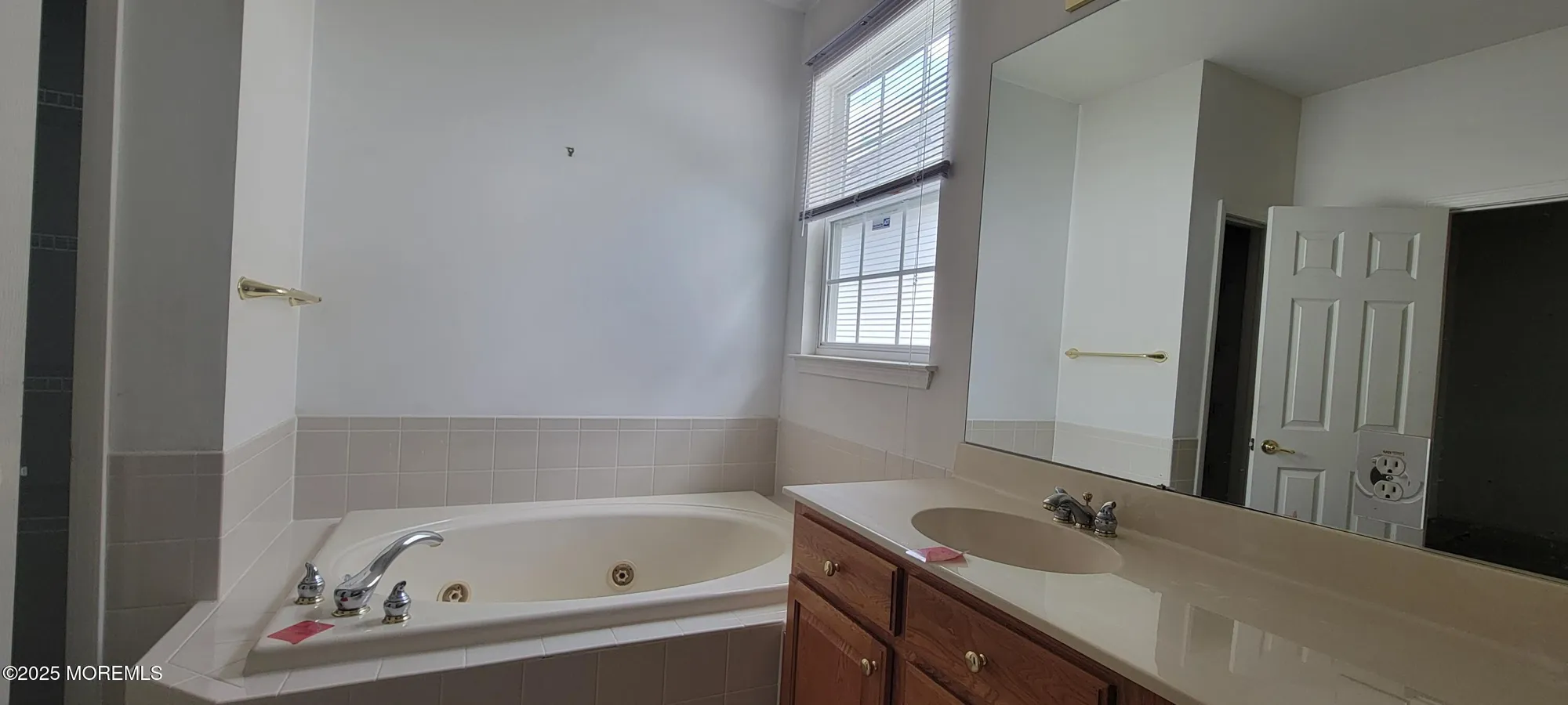 Property Slideshow image 13 of 17 | 58 marlow dr, Jackson, NJ, 08527