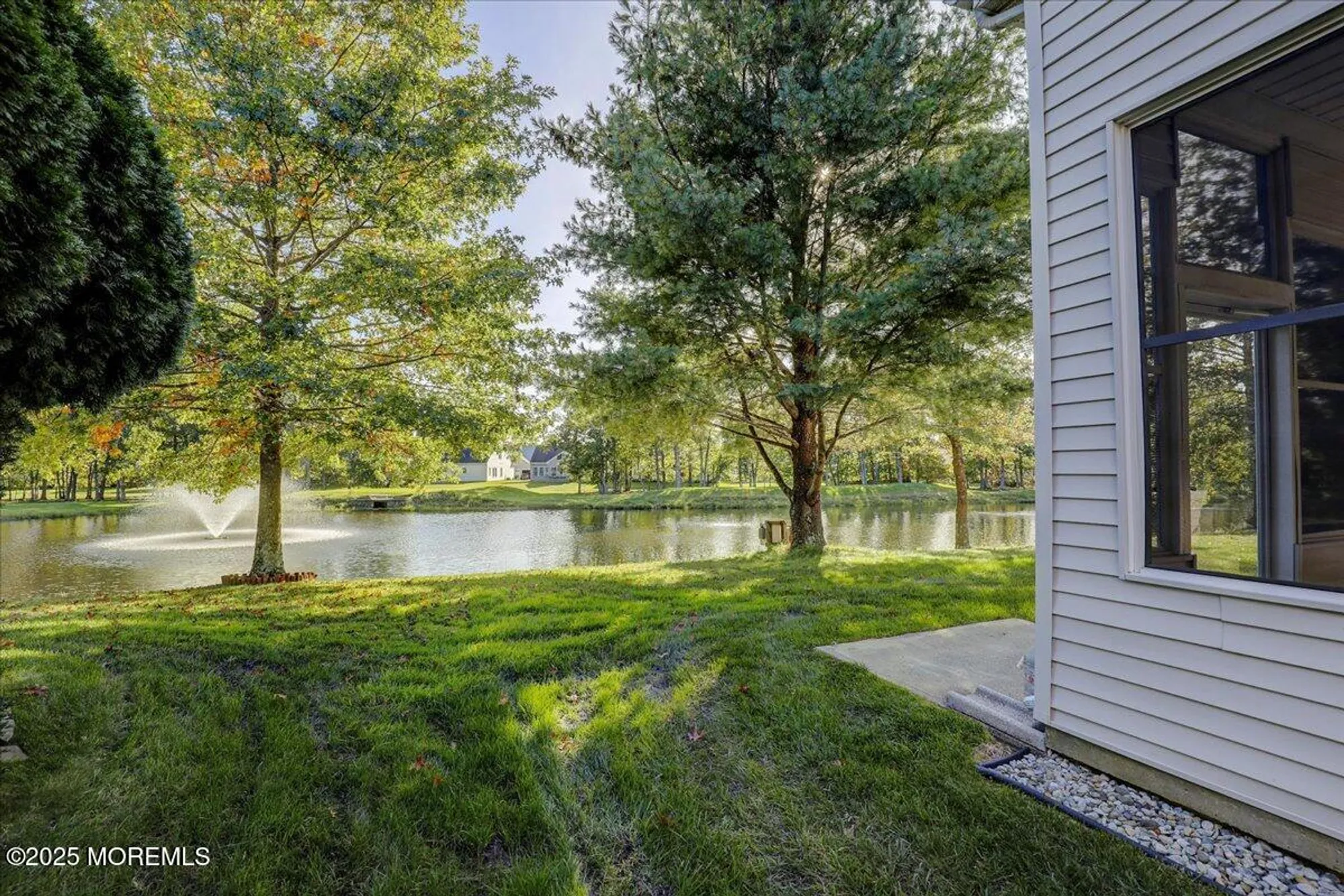 Property Slideshow image 27 of 45 | 34 spyglass dr, Jackson, NJ, 08527