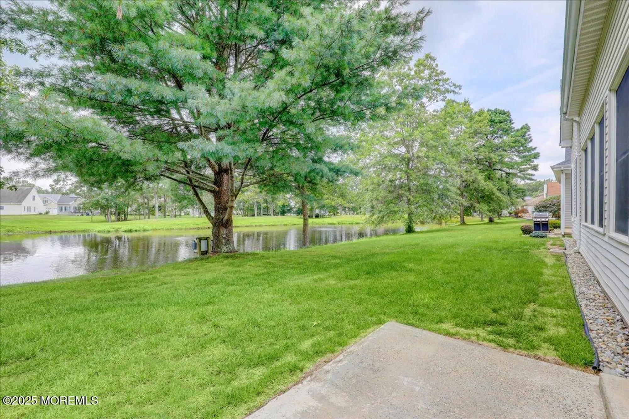 Property Slideshow image 26 of 45 | 34 spyglass dr, Jackson, NJ, 08527