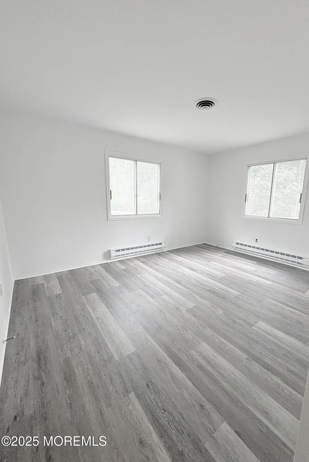 Property Slideshow image 17 of 29 | 5 indiana way, Whiting, NJ, 08759