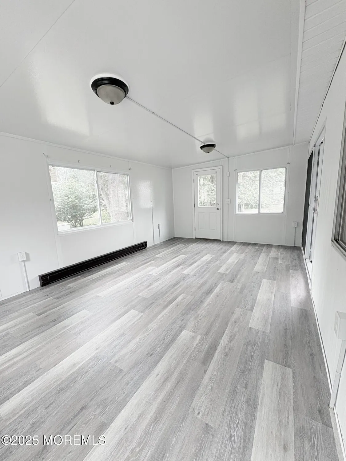 Property Slideshow image 23 of 29 | 5 indiana way, Whiting, NJ, 08759