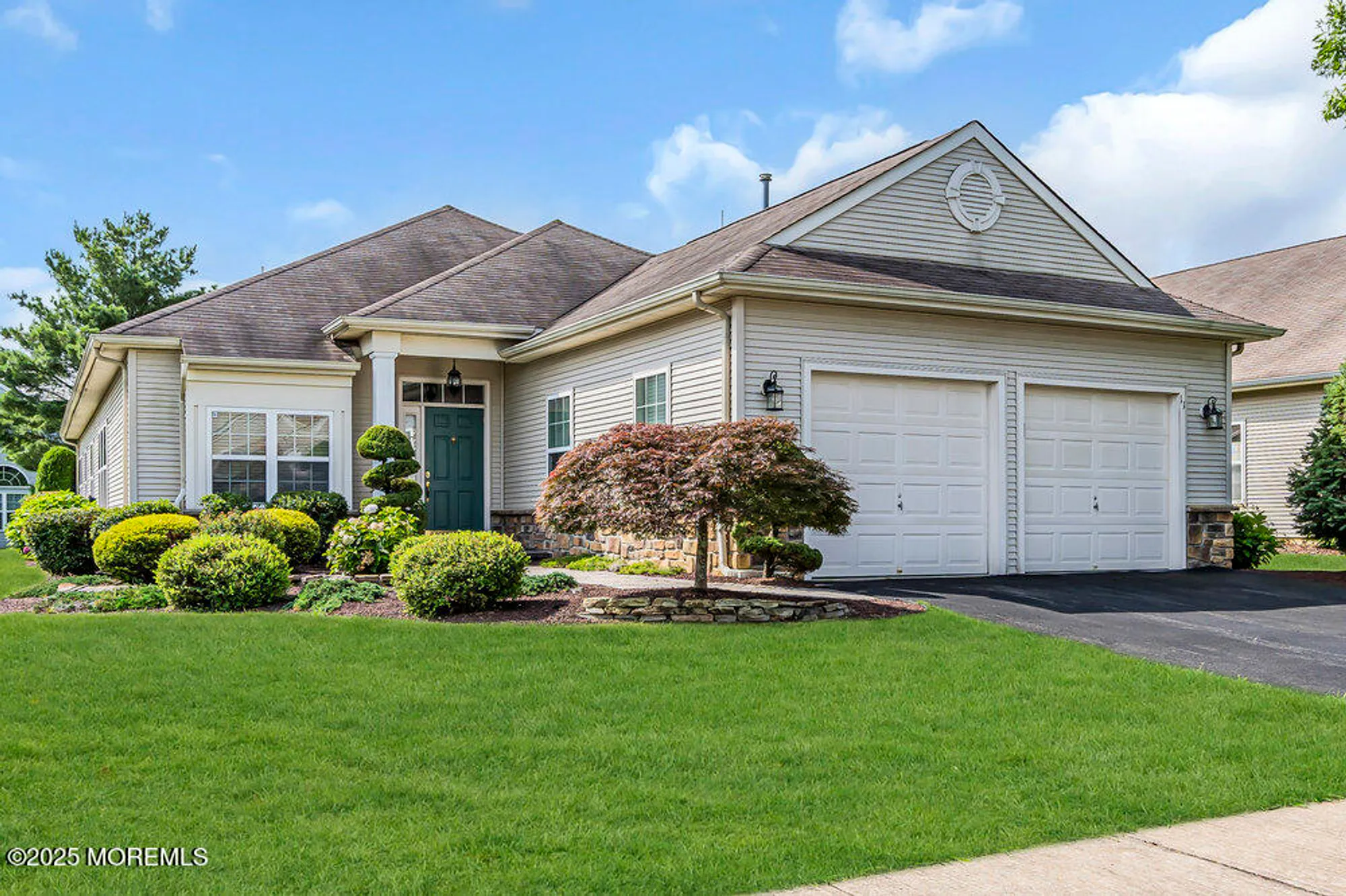 Property Slideshow image 1 of 47 | 11 wycliffe dr, Manchester, NJ, 08759