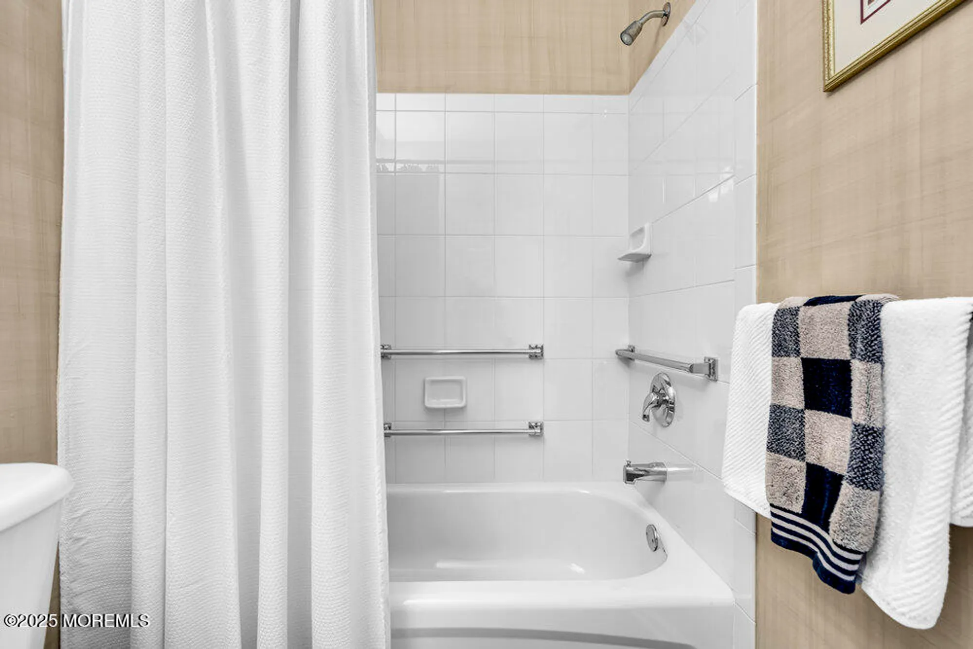 Property Slideshow image 38 of 47 | 11 wycliffe dr, Manchester, NJ, 08759