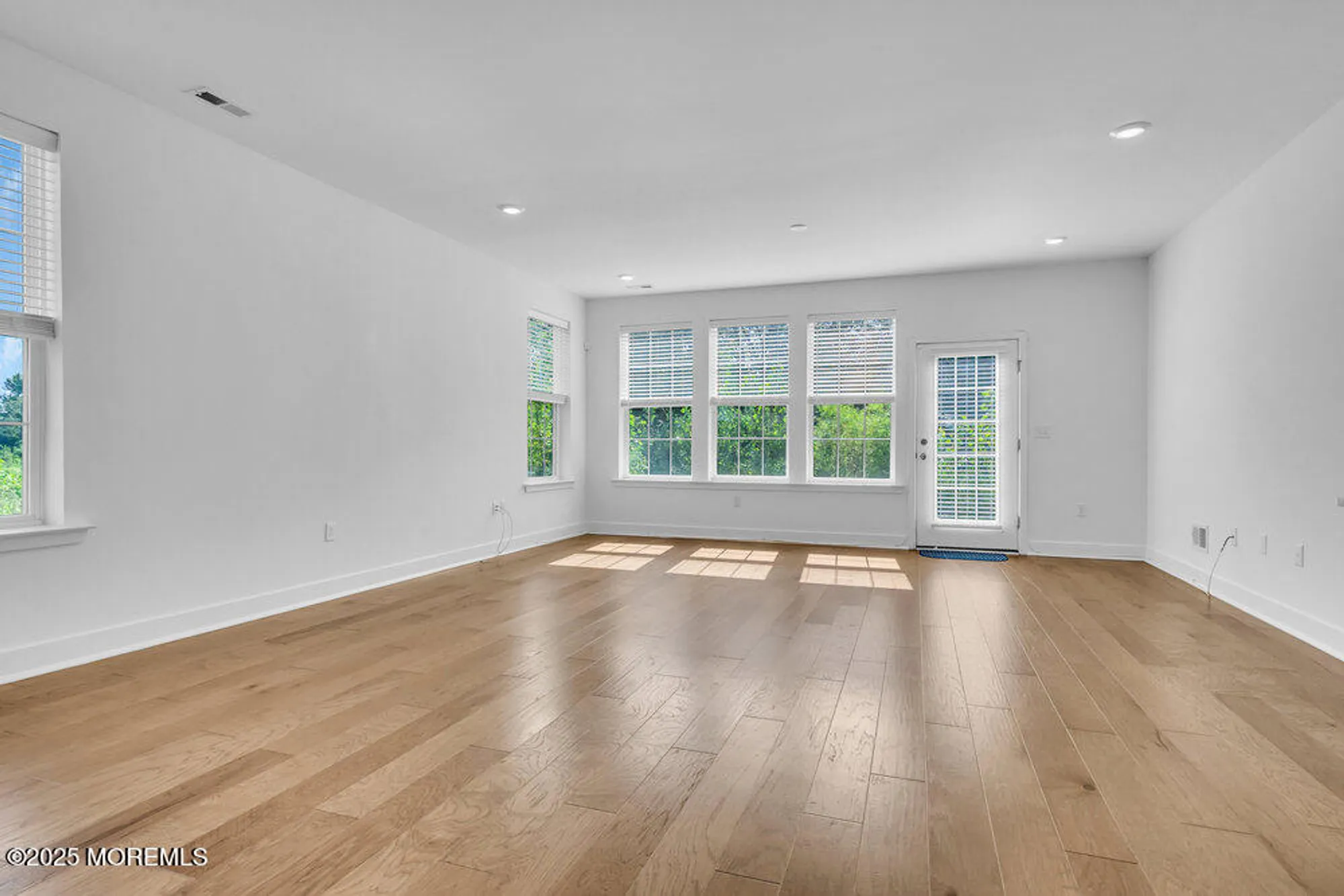 Property Slideshow image 9 of 33 | 20 belmont rd, New Egypt, NJ, 08533