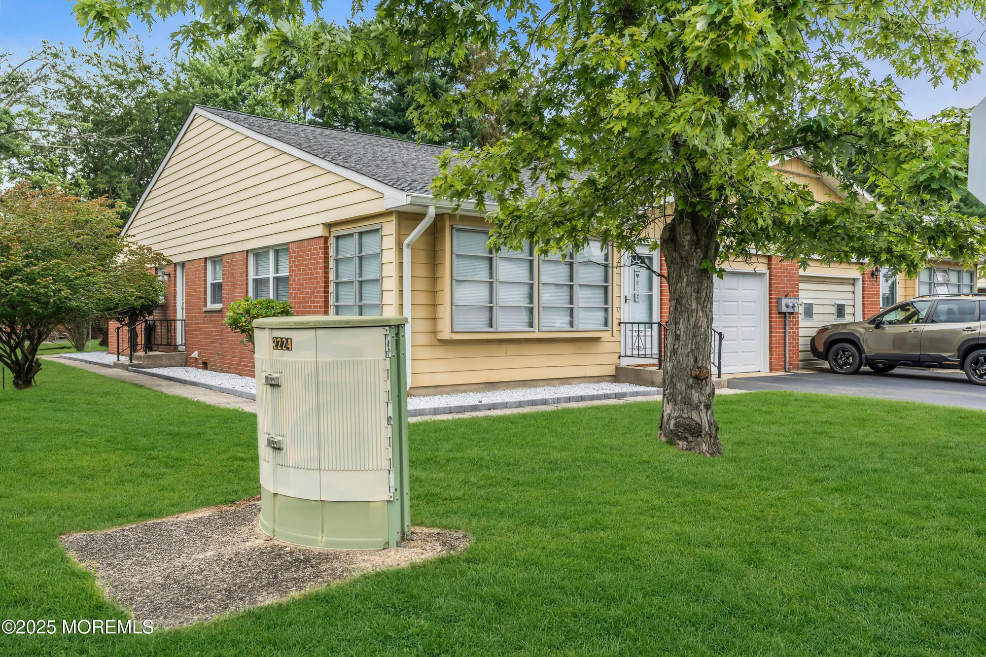 Property Slideshow image 6 of 39 | 14a yorktowne pkwy, Manchester, NJ, 08759