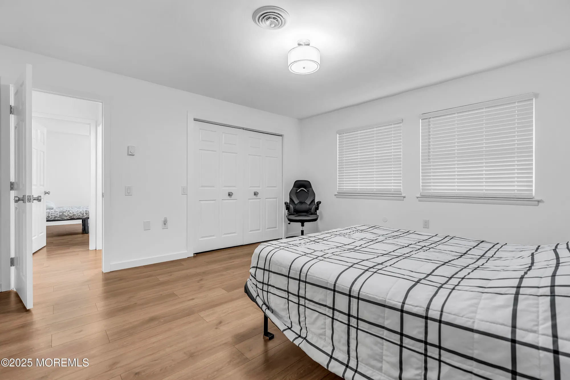 Property Slideshow image 21 of 39 | 14a yorktowne pkwy, Manchester, NJ, 08759