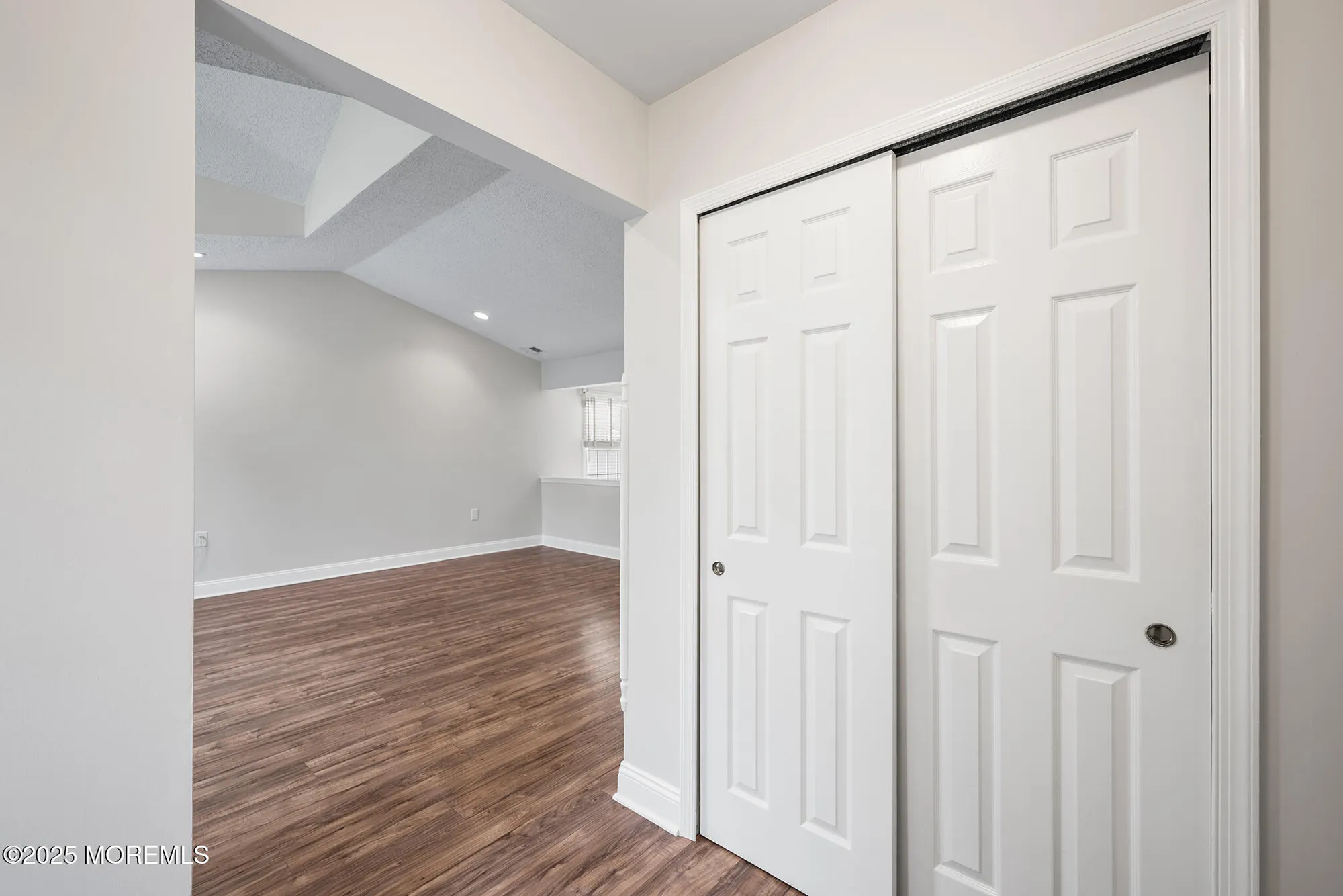 Property Slideshow image 7 of 42 | 1453 forelle ln, Toms River, NJ, 08755