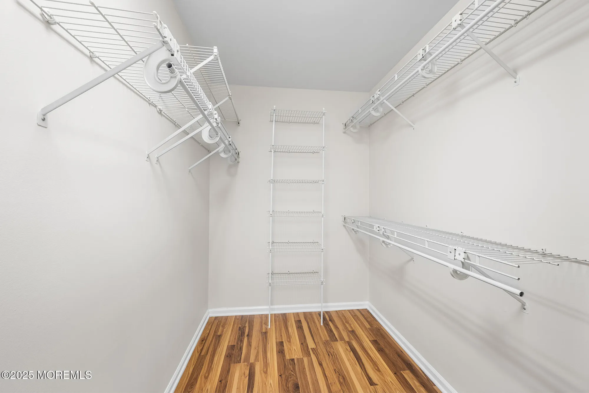 Property Slideshow image 32 of 42 | 1453 forelle ln, Toms River, NJ, 08755