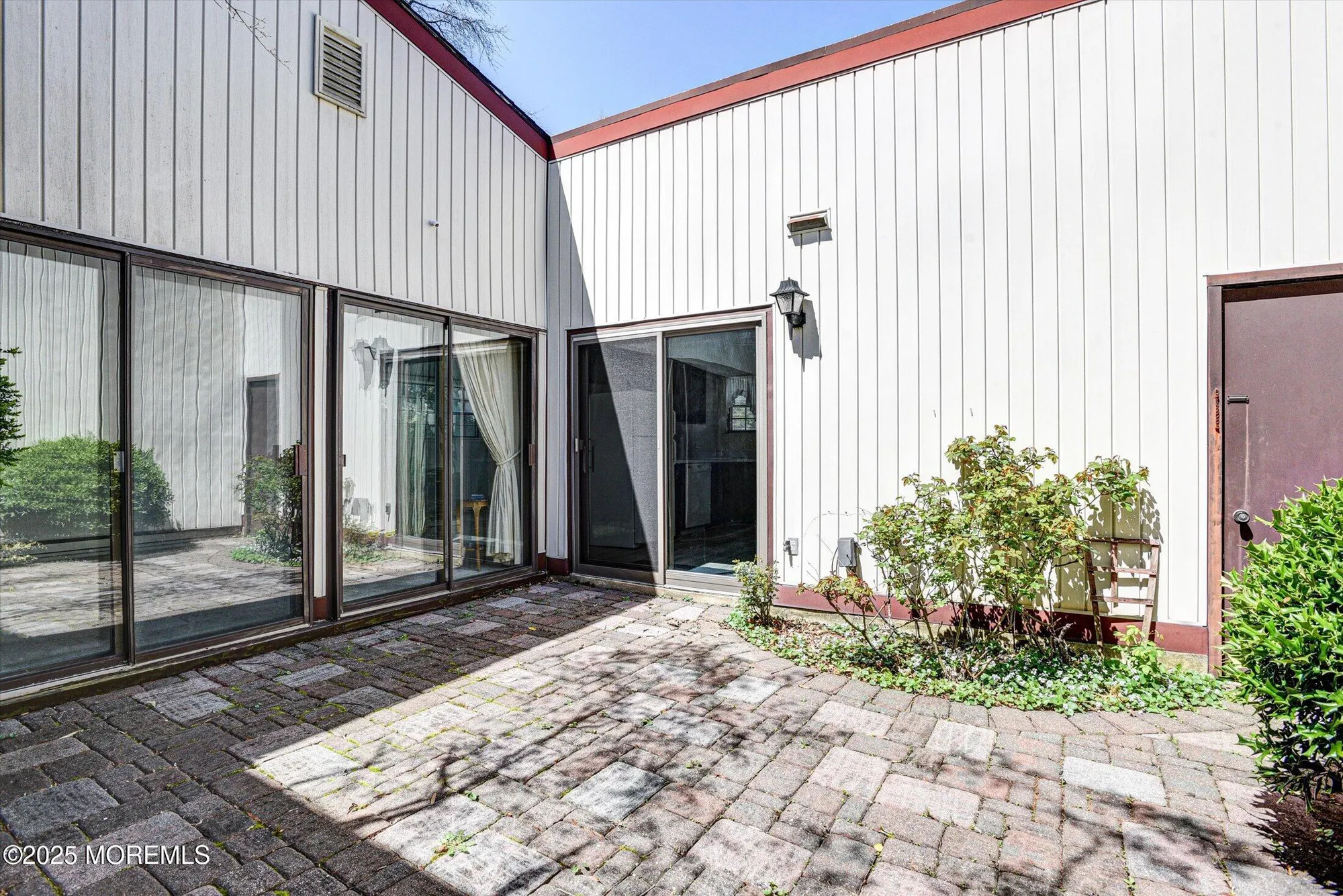 Property Slideshow image 24 of 29 | 55 cheshire sq, Little Silver, NJ, 07739