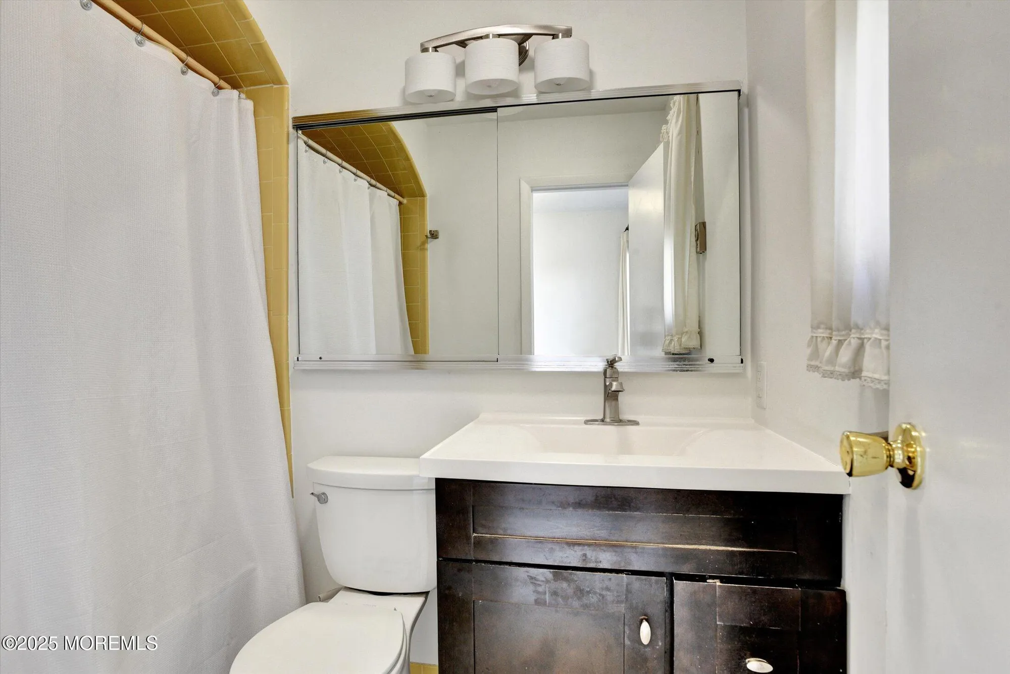 Property Slideshow image 9 of 29 | 55 cheshire sq, Little Silver, NJ, 07739