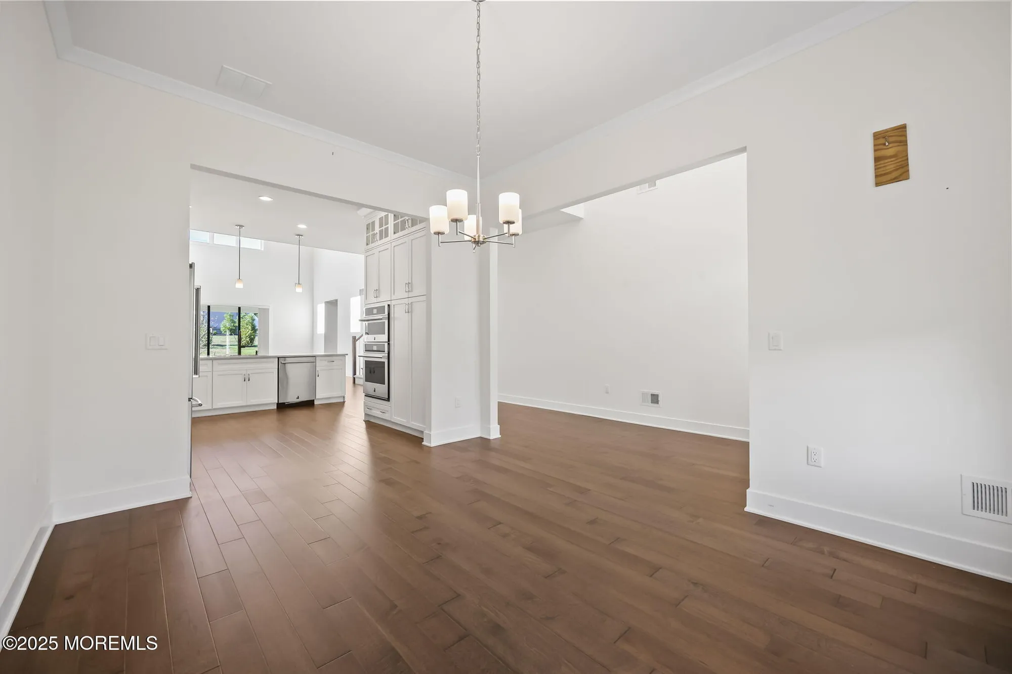 Property Slideshow image 6 of 41 | 5 scarlett ter, Manalapan, NJ, 07726