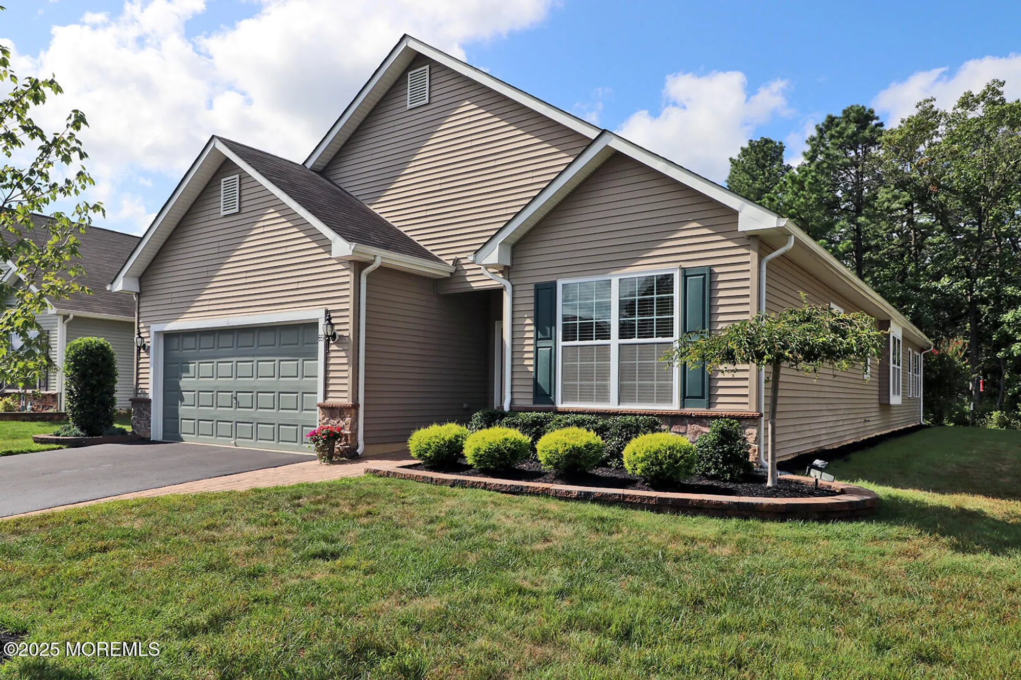 Property Slideshow image 2 of 50 | 669 timberline ln, Manchester, NJ, 08759