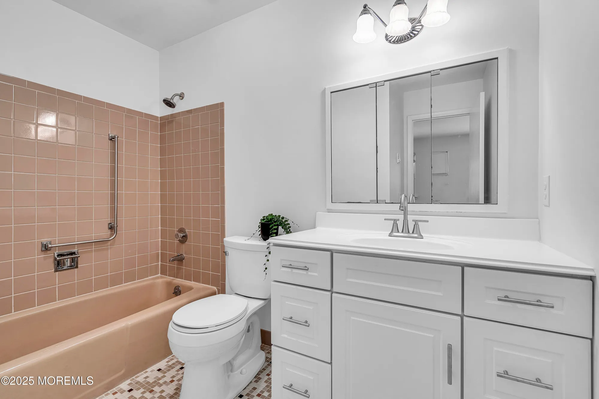 Property Slideshow image 25 of 33 | 614 willow ln a, Whiting, NJ, 08759