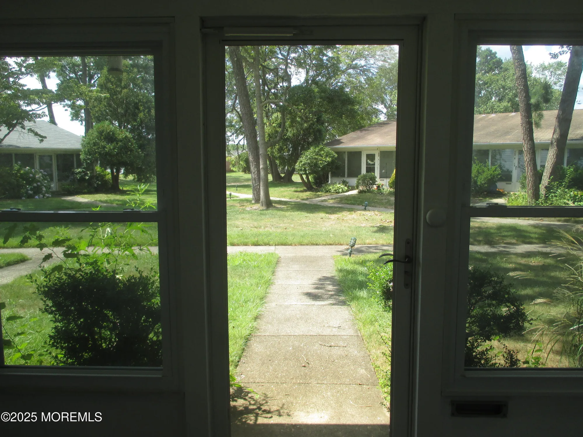 Property Slideshow image 9 of 33 | 662a plymouth dr, Lakewood, NJ, 08701