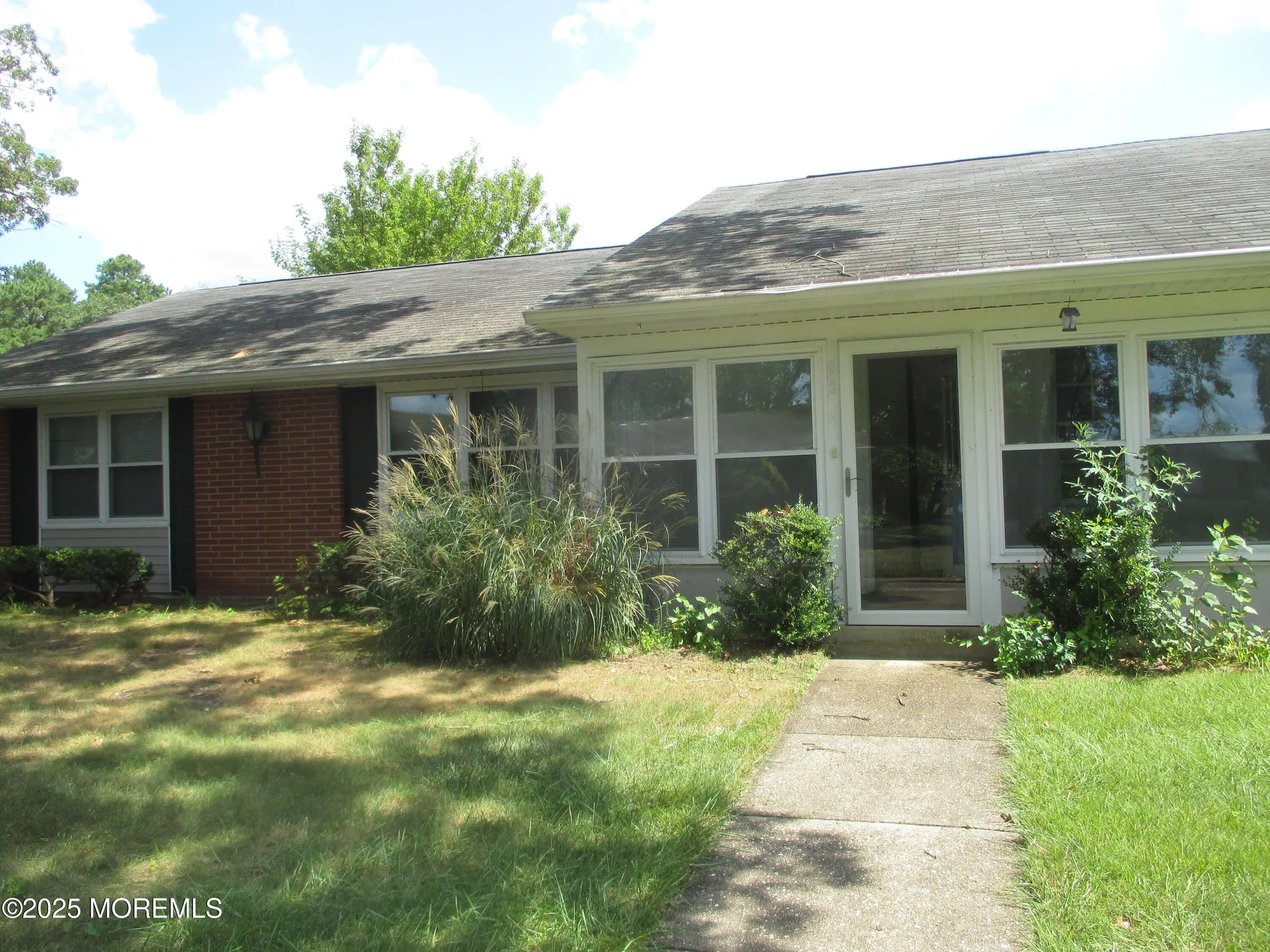 Property Slideshow image 2 of 33 | 662a plymouth dr, Lakewood, NJ, 08701