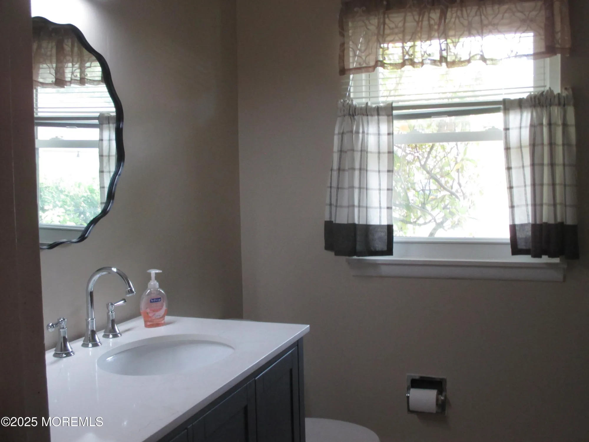 Property Slideshow image 25 of 33 | 662a plymouth dr, Lakewood, NJ, 08701