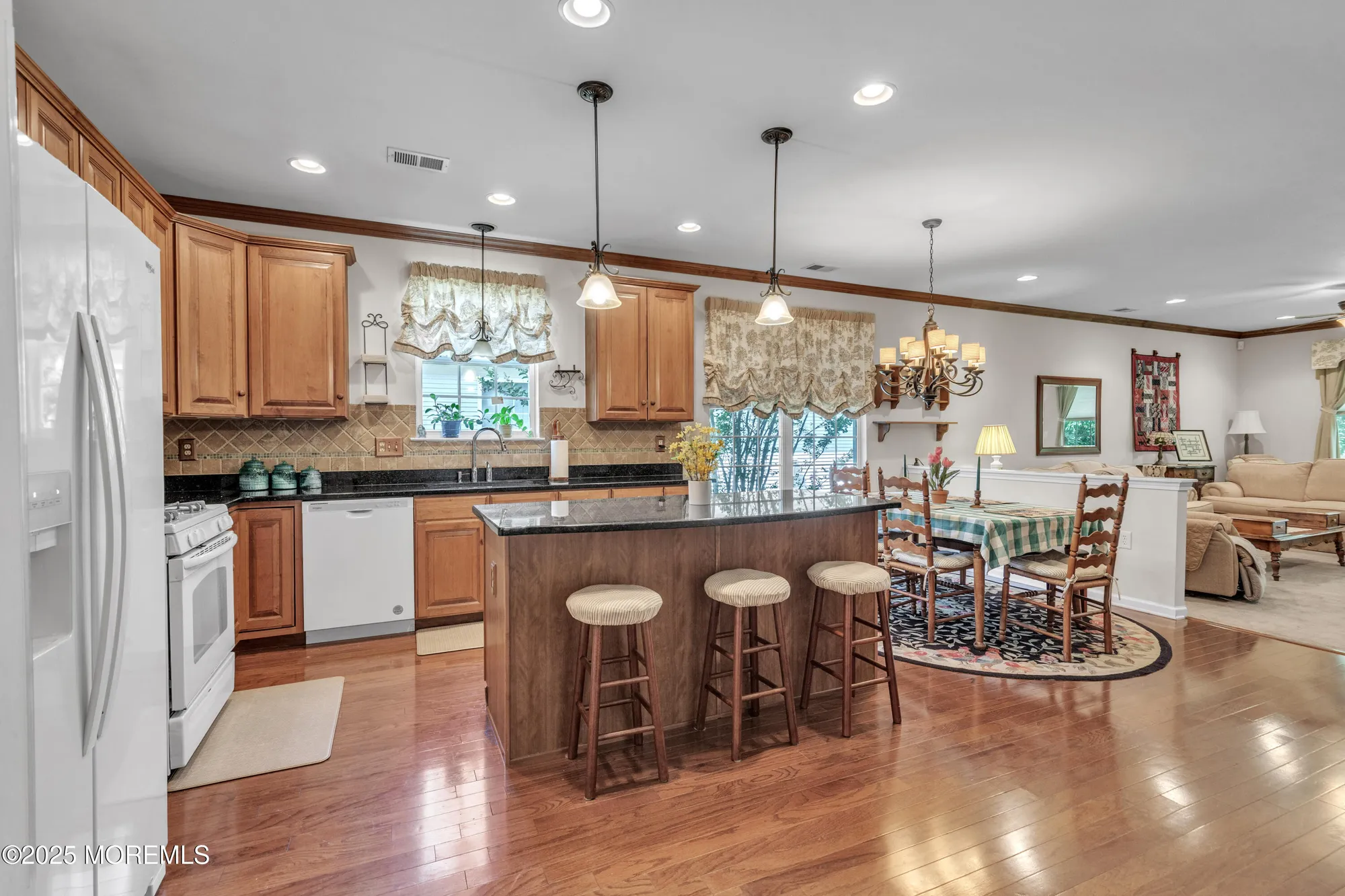 Property Slideshow image 15 of 55 | 57 chesterfield dr, Jackson, NJ, 08527