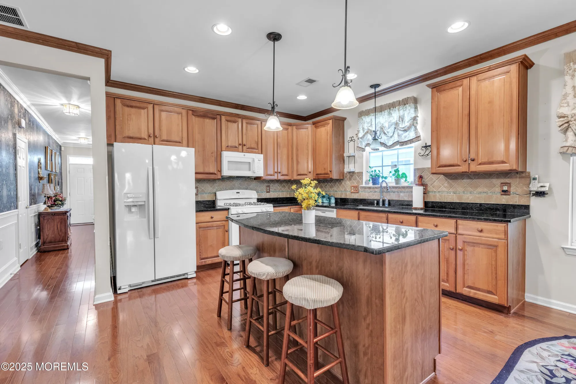 Property Slideshow image 16 of 55 | 57 chesterfield dr, Jackson, NJ, 08527