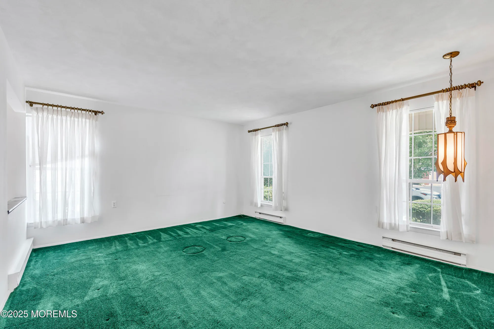 Property Slideshow image 10 of 39 | 3 weybridge pl, Manchester, NJ, 08759