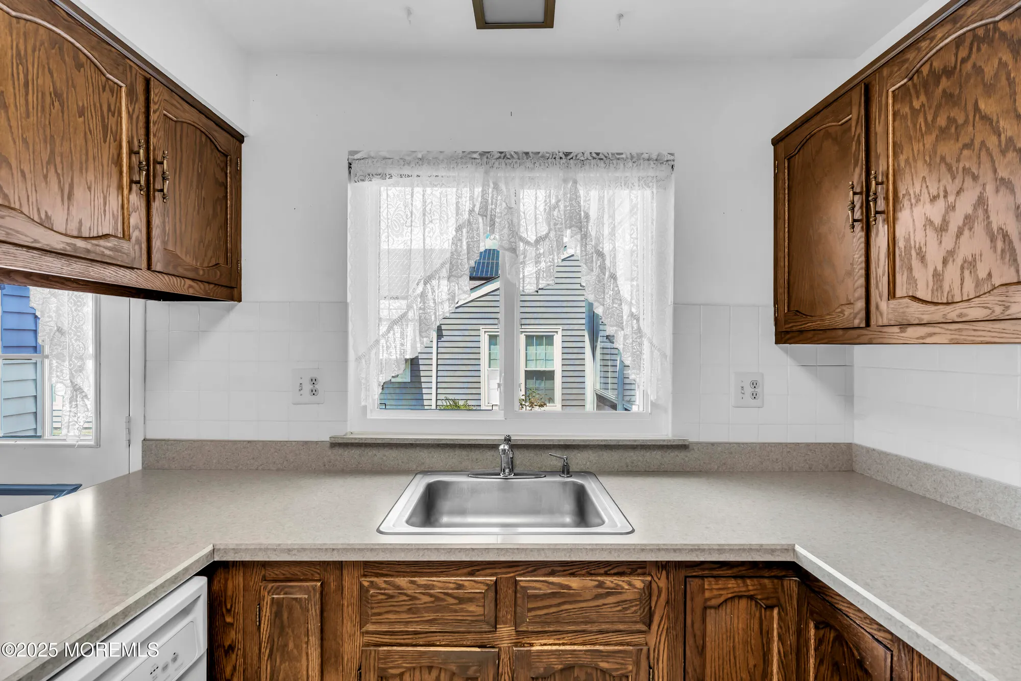Property Slideshow image 17 of 39 | 3 weybridge pl, Manchester, NJ, 08759