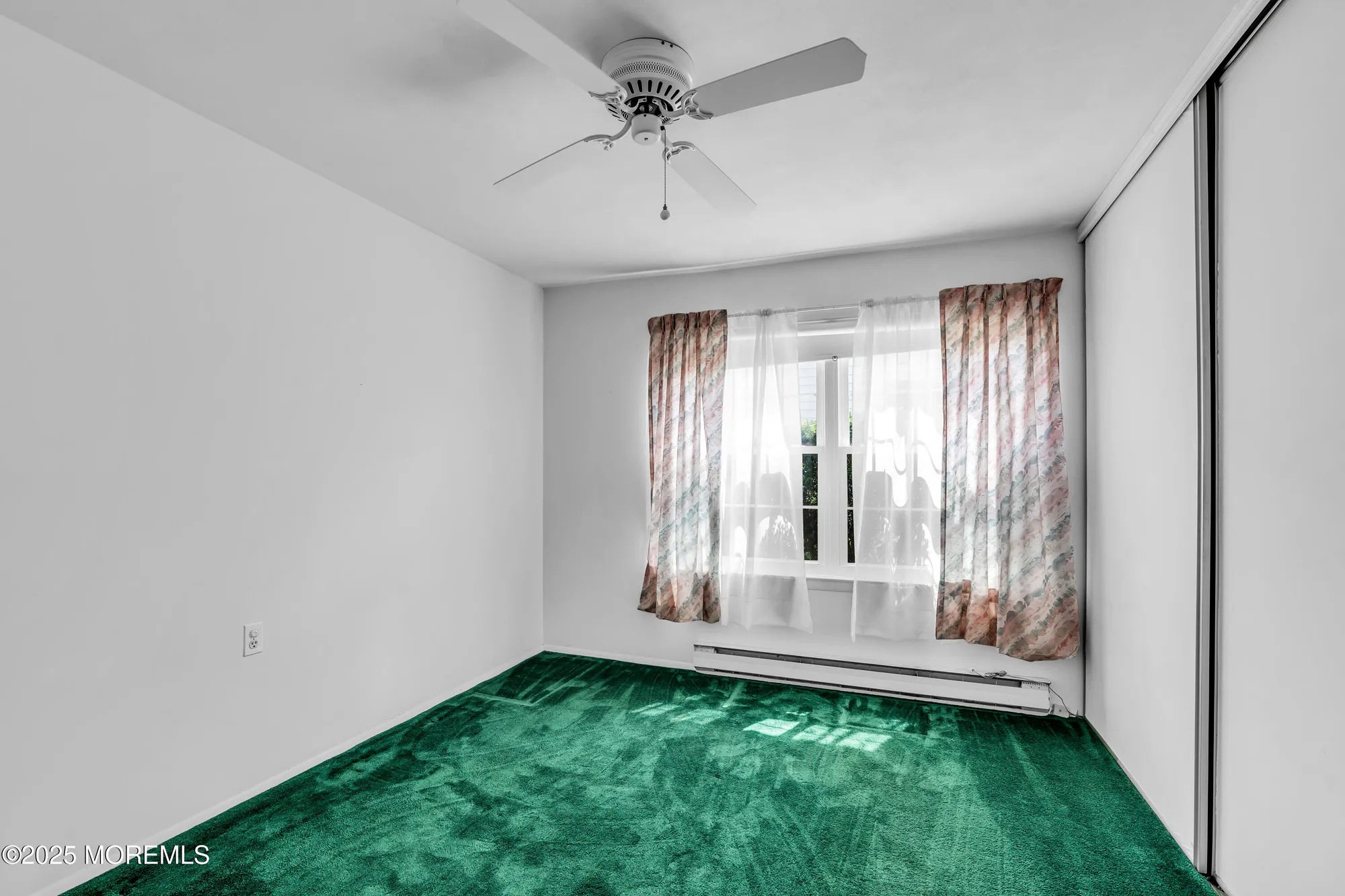 Property Slideshow image 23 of 39 | 3 weybridge pl, Manchester, NJ, 08759