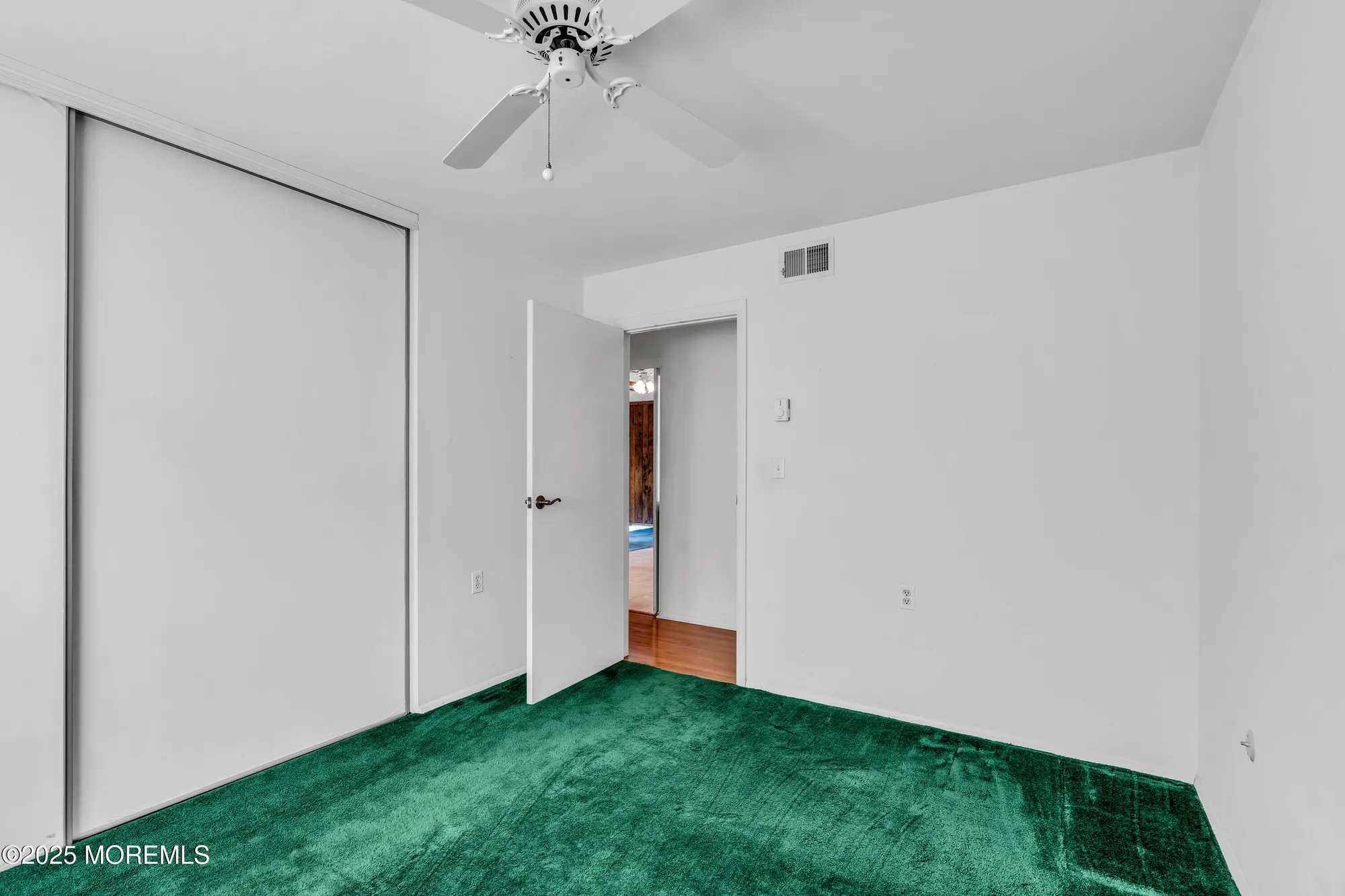 Property Slideshow image 24 of 39 | 3 weybridge pl, Manchester, NJ, 08759