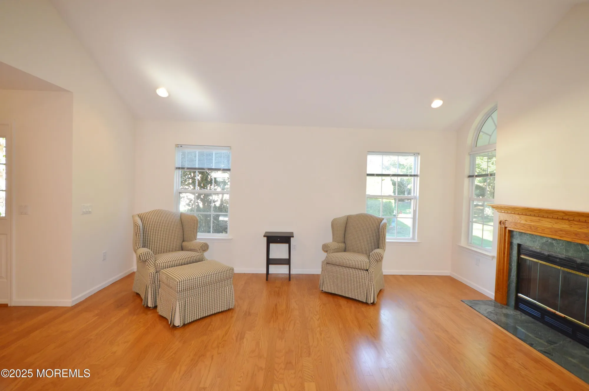 Property Slideshow image 7 of 59 | 2976 fieldcrest ln, Toms River, NJ, 08755