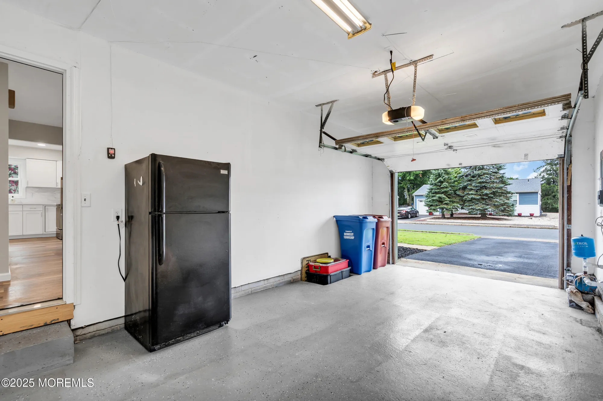 Property Slideshow image 23 of 26 | 12 norfolk dr, Berkeley, NJ, 08757