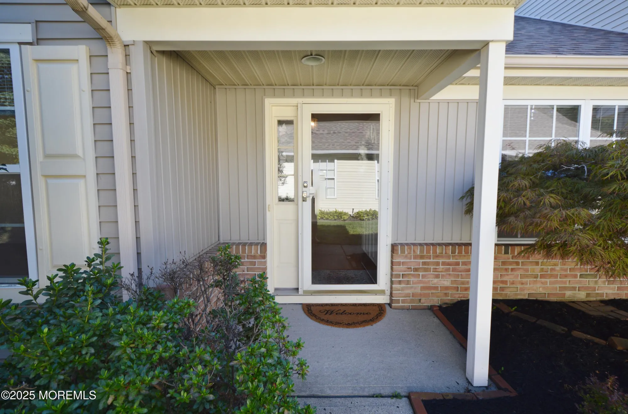 Property Slideshow image 3 of 59 | 2976 fieldcrest ln, Toms River, NJ, 08755