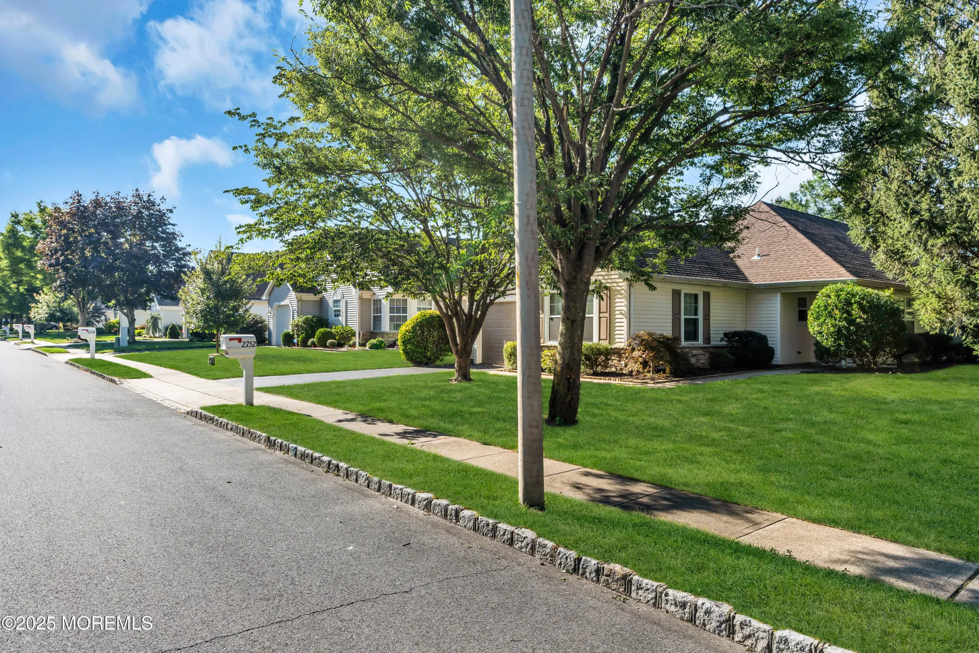 Property Slideshow image 41 of 54 | 2752 meadow lake dr, Toms River, NJ, 08755