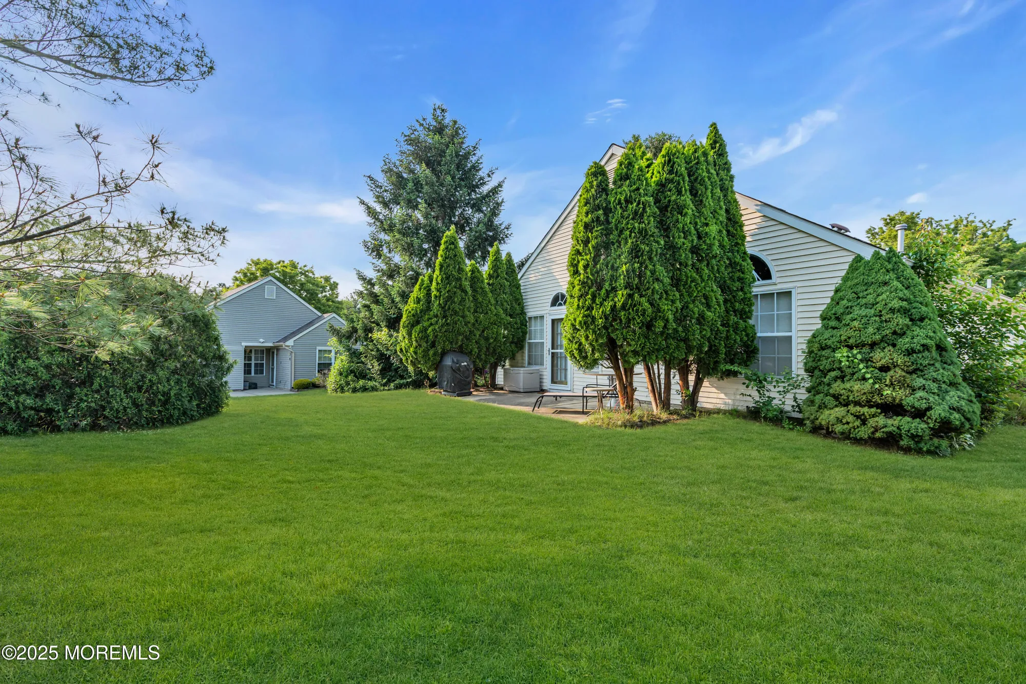 Property Slideshow image 37 of 54 | 2752 meadow lake dr, Toms River, NJ, 08755