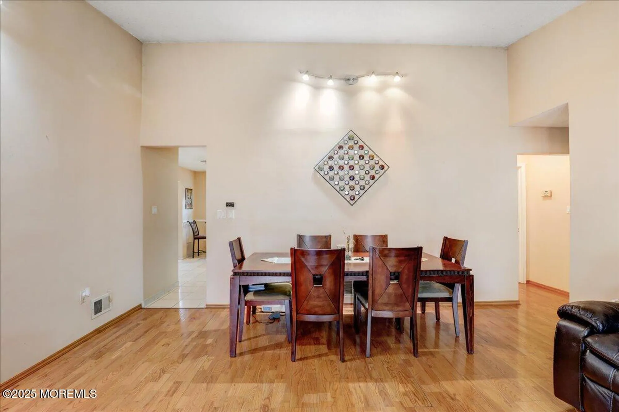 Property Slideshow image 8 of 31 | 5 jaffreyton close, Freehold, NJ, 07728