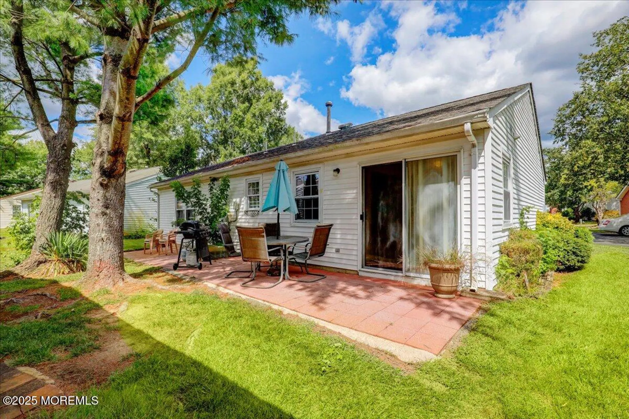 Property Slideshow image 22 of 31 | 5 jaffreyton close, Freehold, NJ, 07728