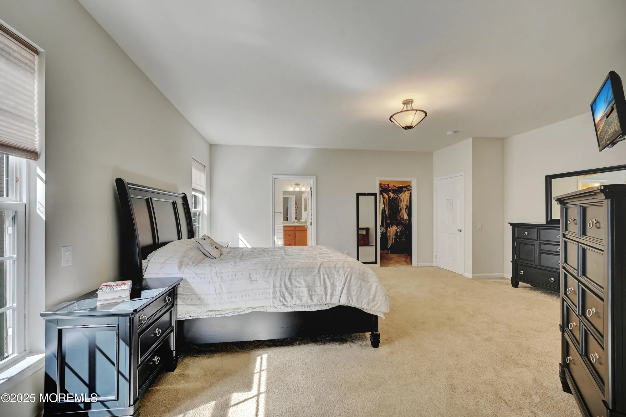 Property Slideshow image 20 of 58 | 3 w rossini ct, Farmingdale, NJ, 07727