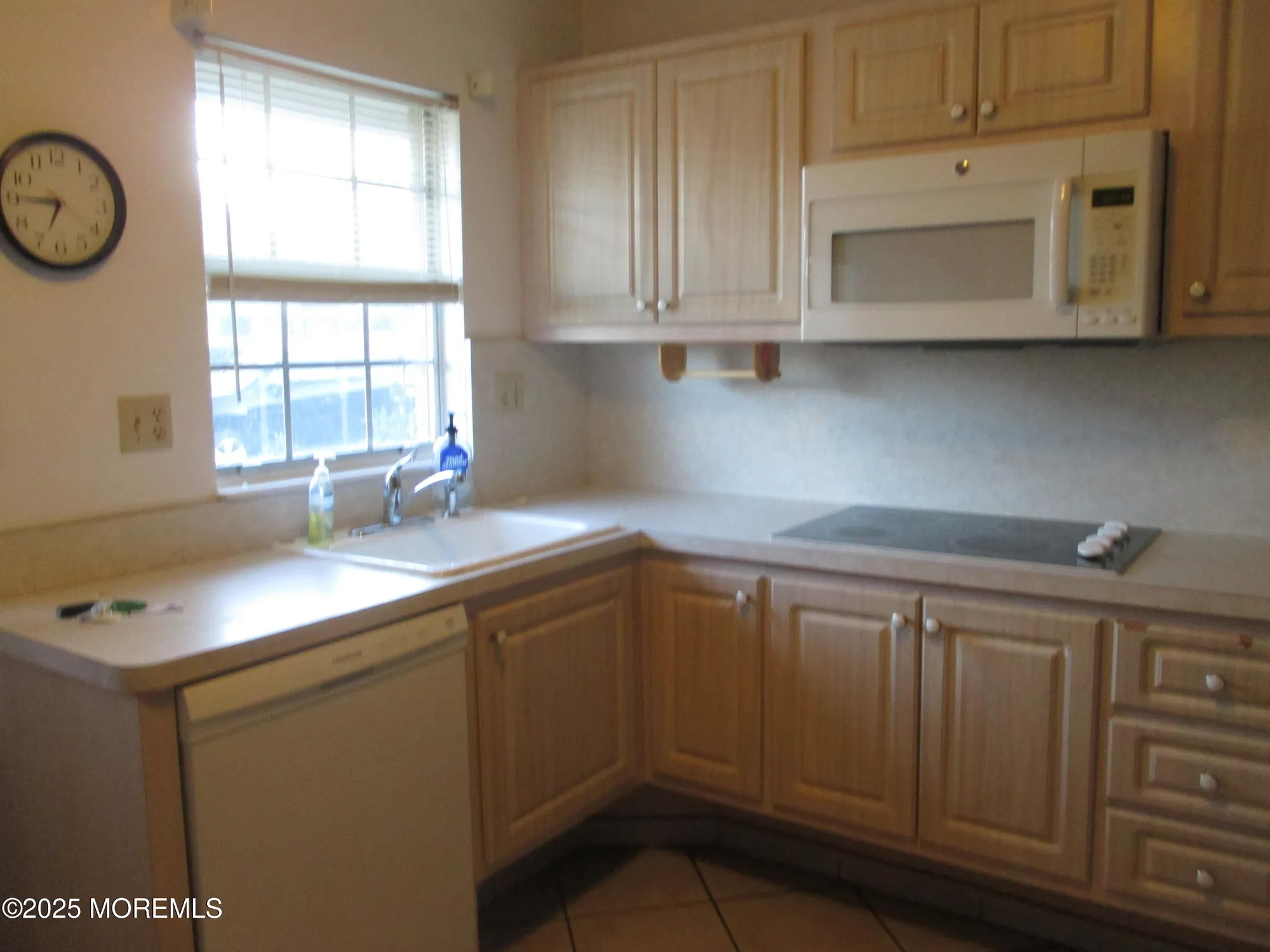 Property Slideshow image 12 of 36 | 243d jefferson ct, Lakewood, NJ, 08701