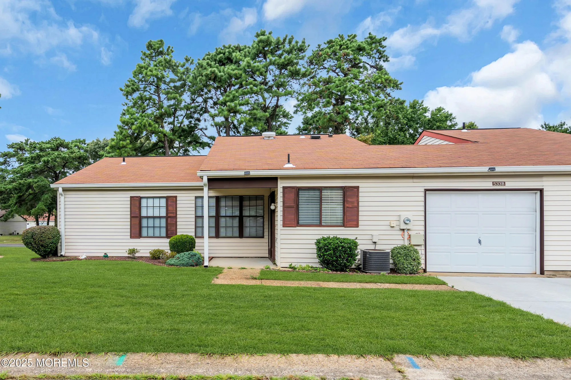 Property Slideshow image 24 of 25 | 533b warwick ct, Manchester, NJ, 08759