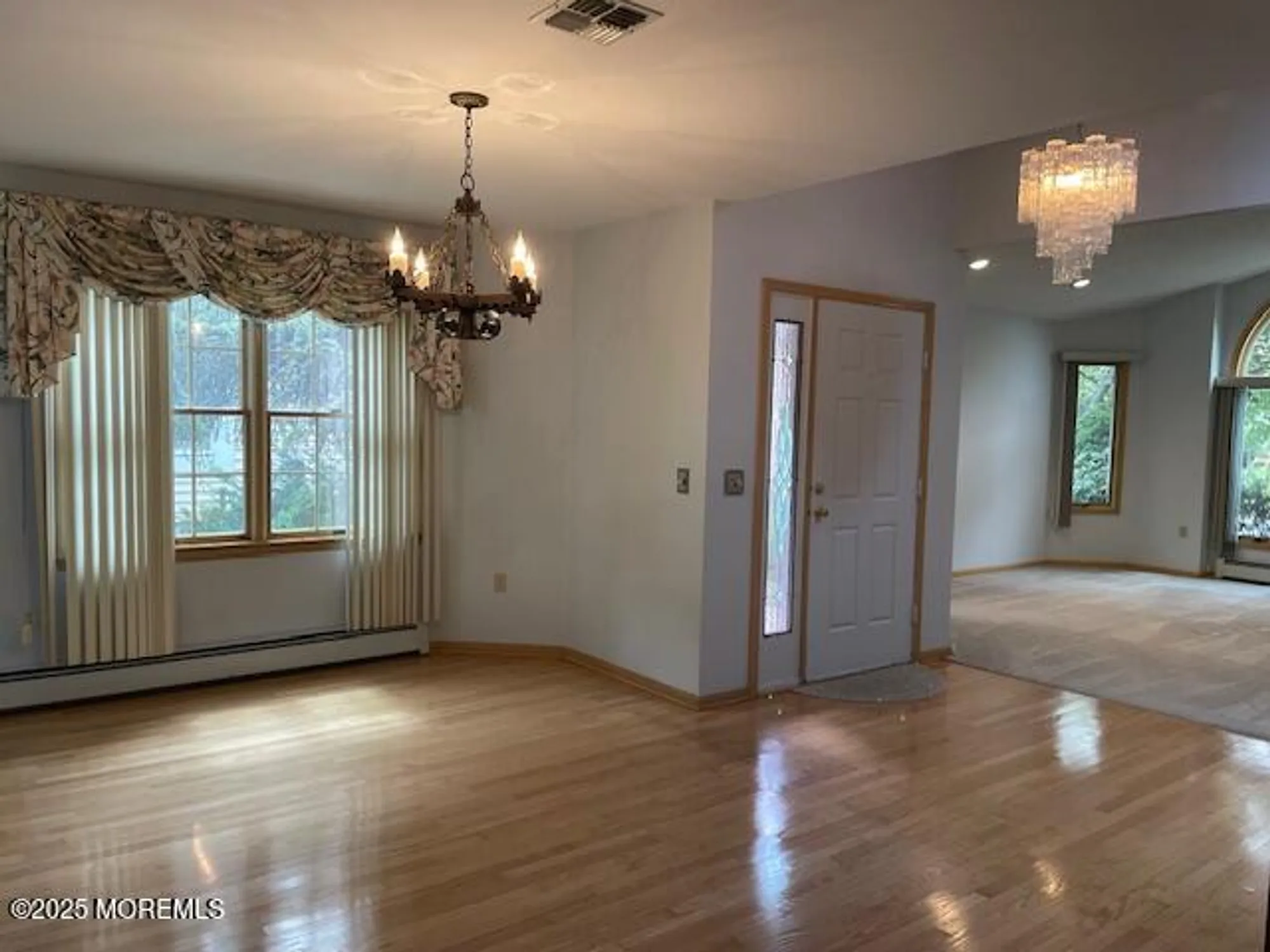 Property Slideshow image 9 of 47 | 1580 scholar pl, Toms River, NJ, 08755