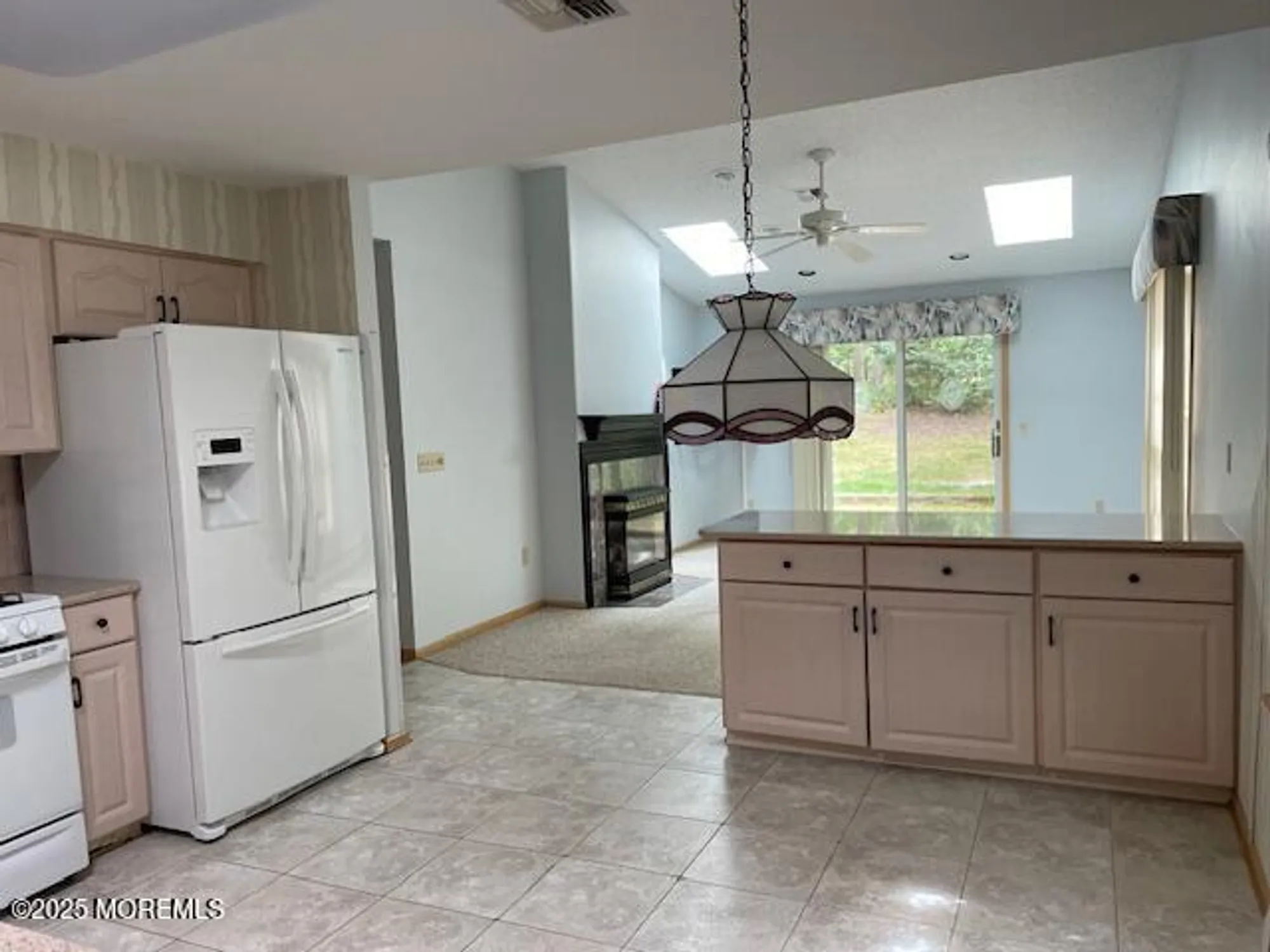 Property Slideshow image 13 of 47 | 1580 scholar pl, Toms River, NJ, 08755