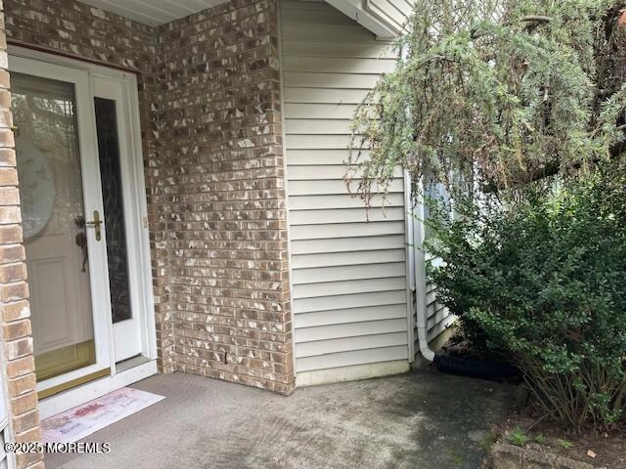 Property Slideshow image 4 of 47 | 1580 scholar pl, Toms River, NJ, 08755